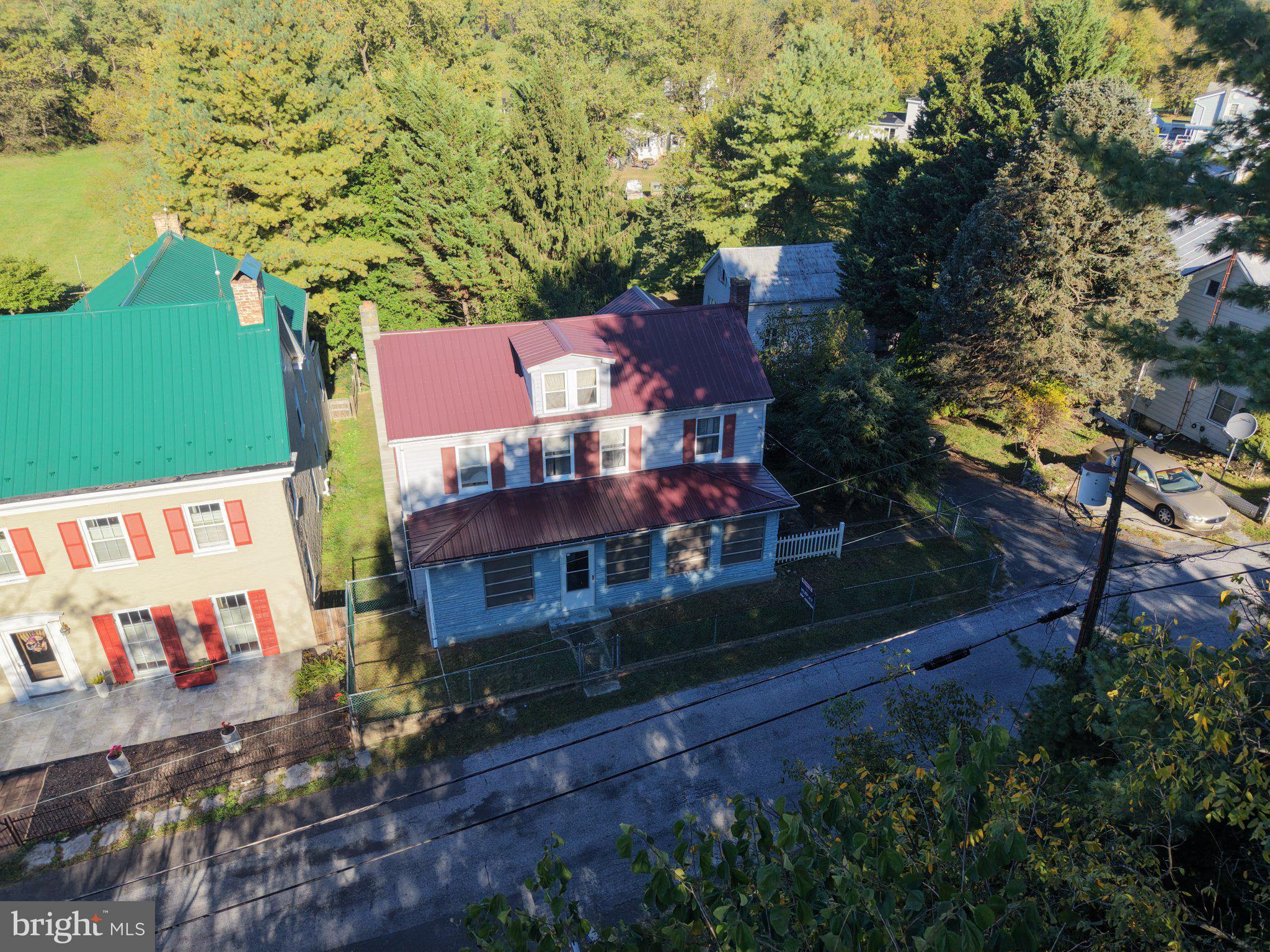 7856 FAIRPLAY ROAD