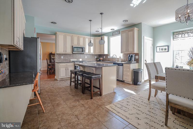 BELMONT RIDGE - Residential