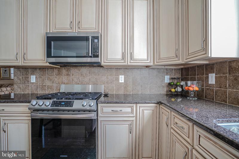 BELMONT RIDGE - Residential