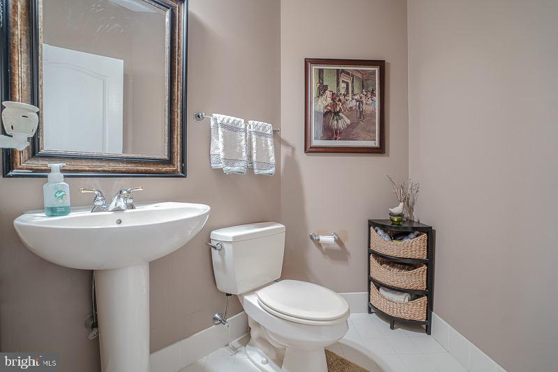 BELMONT RIDGE - Residential