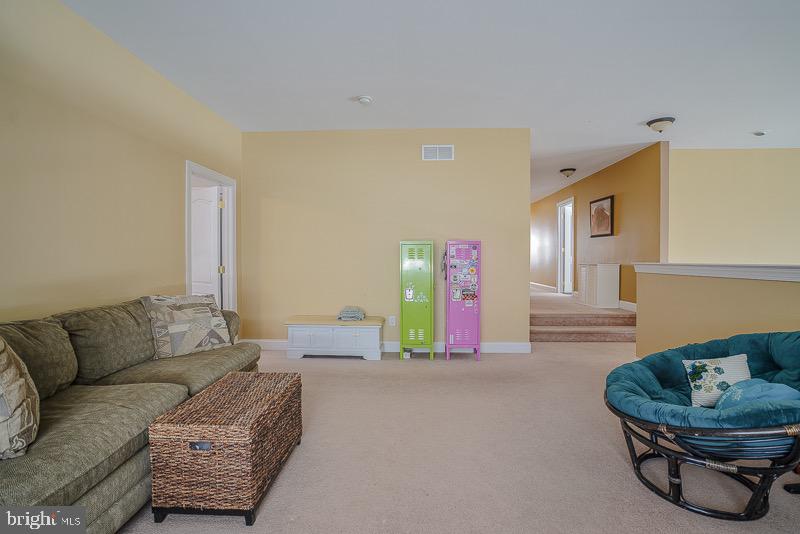 BELMONT RIDGE - Residential