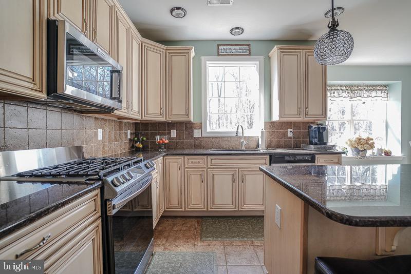 BELMONT RIDGE - Residential