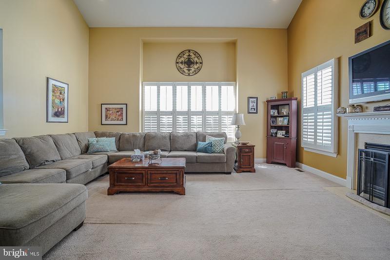 BELMONT RIDGE - Residential