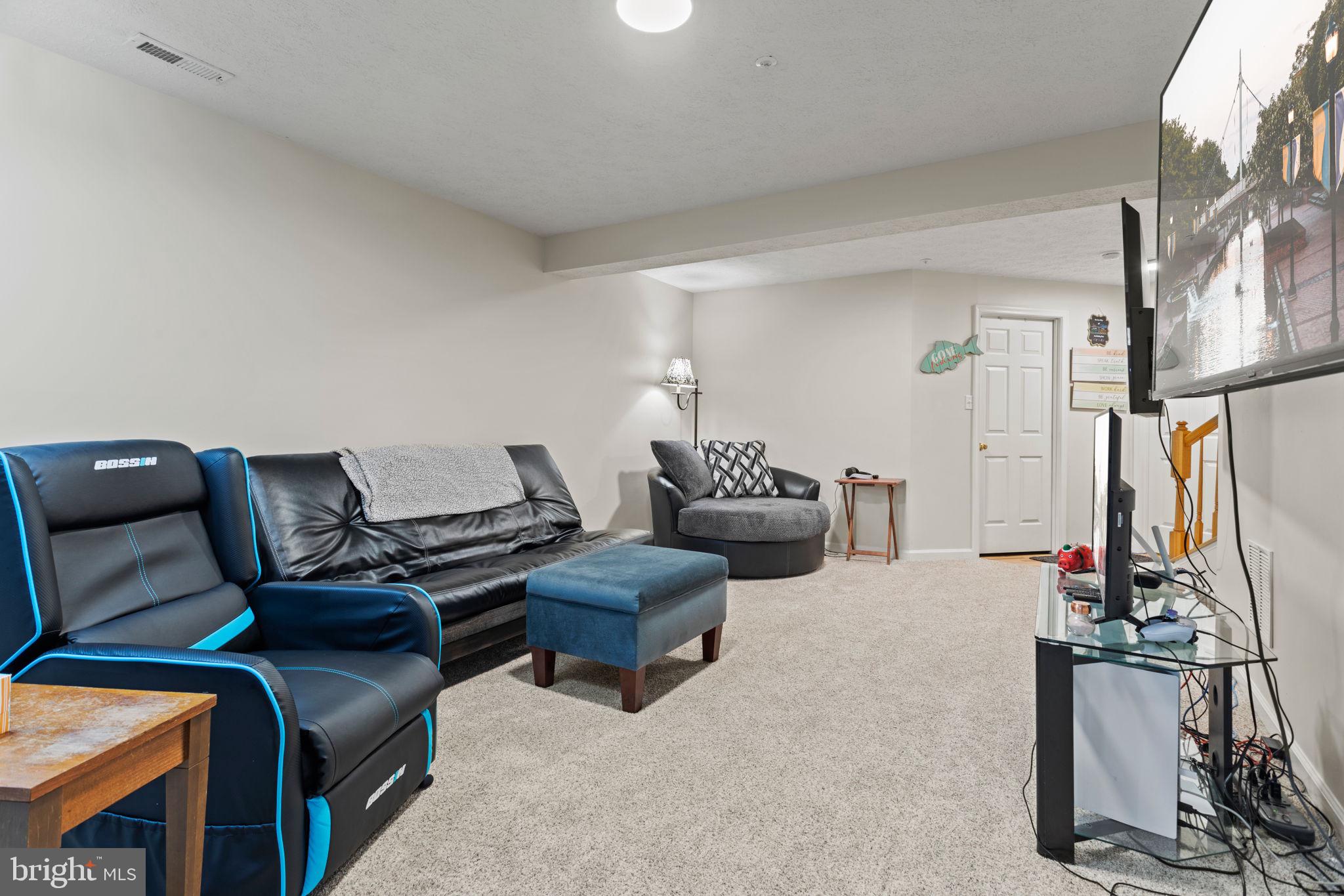 DEARBOUGHT - Residential