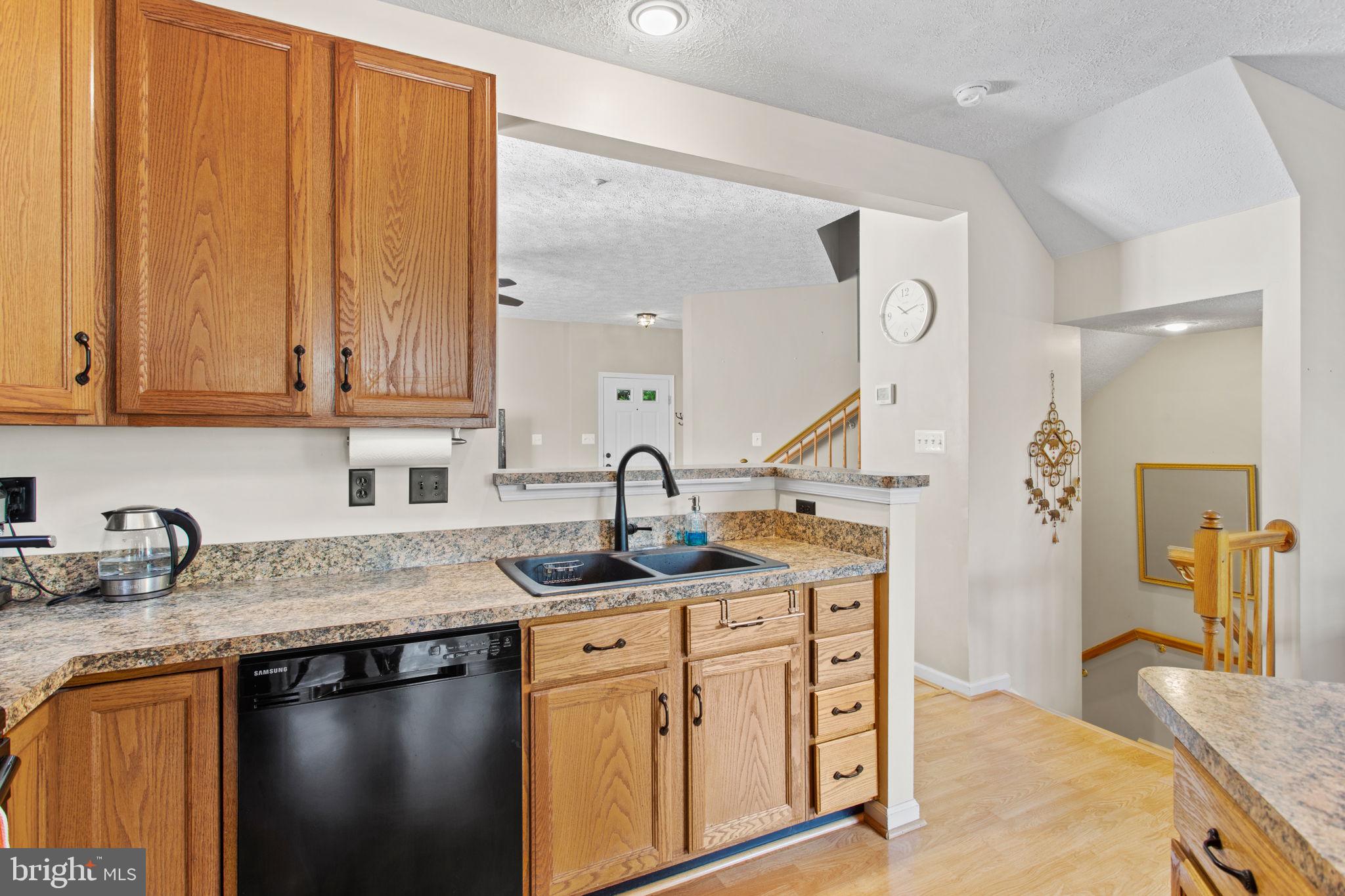 DEARBOUGHT - Residential