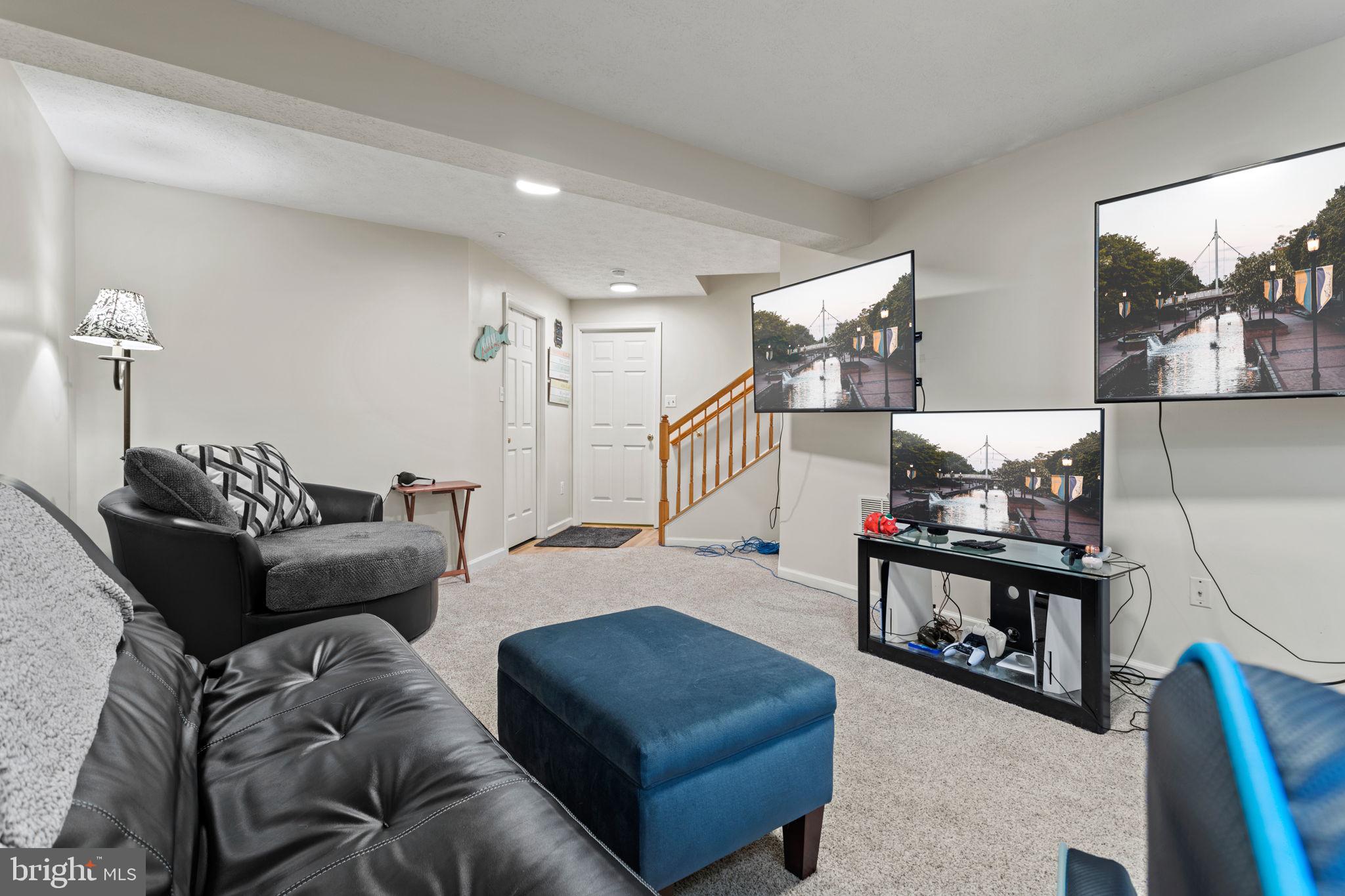 DEARBOUGHT - Residential