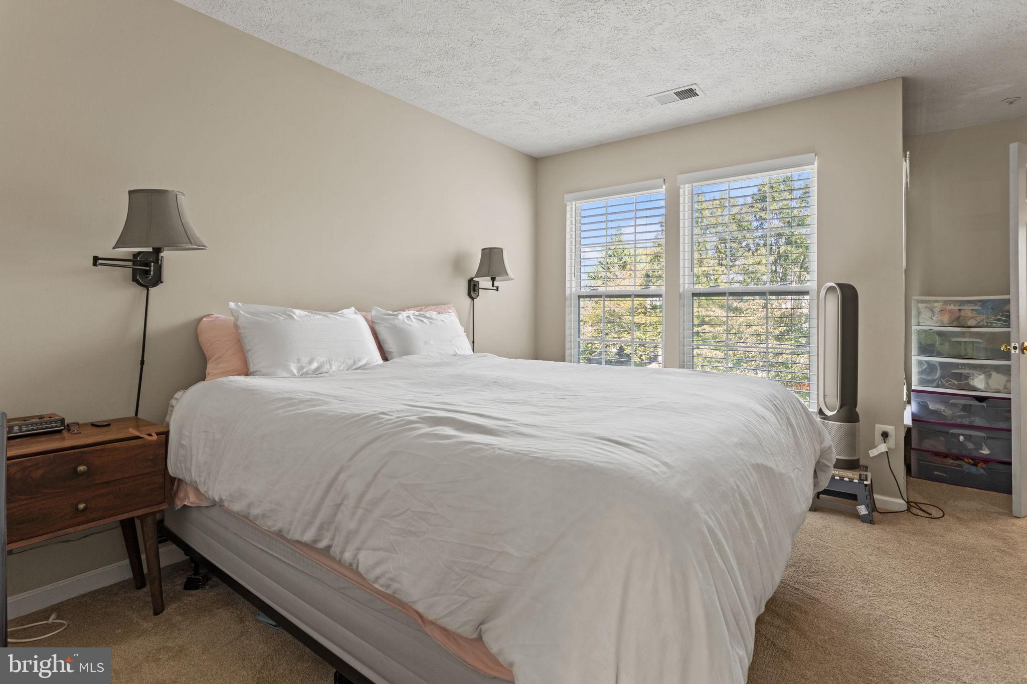 DEARBOUGHT - Residential