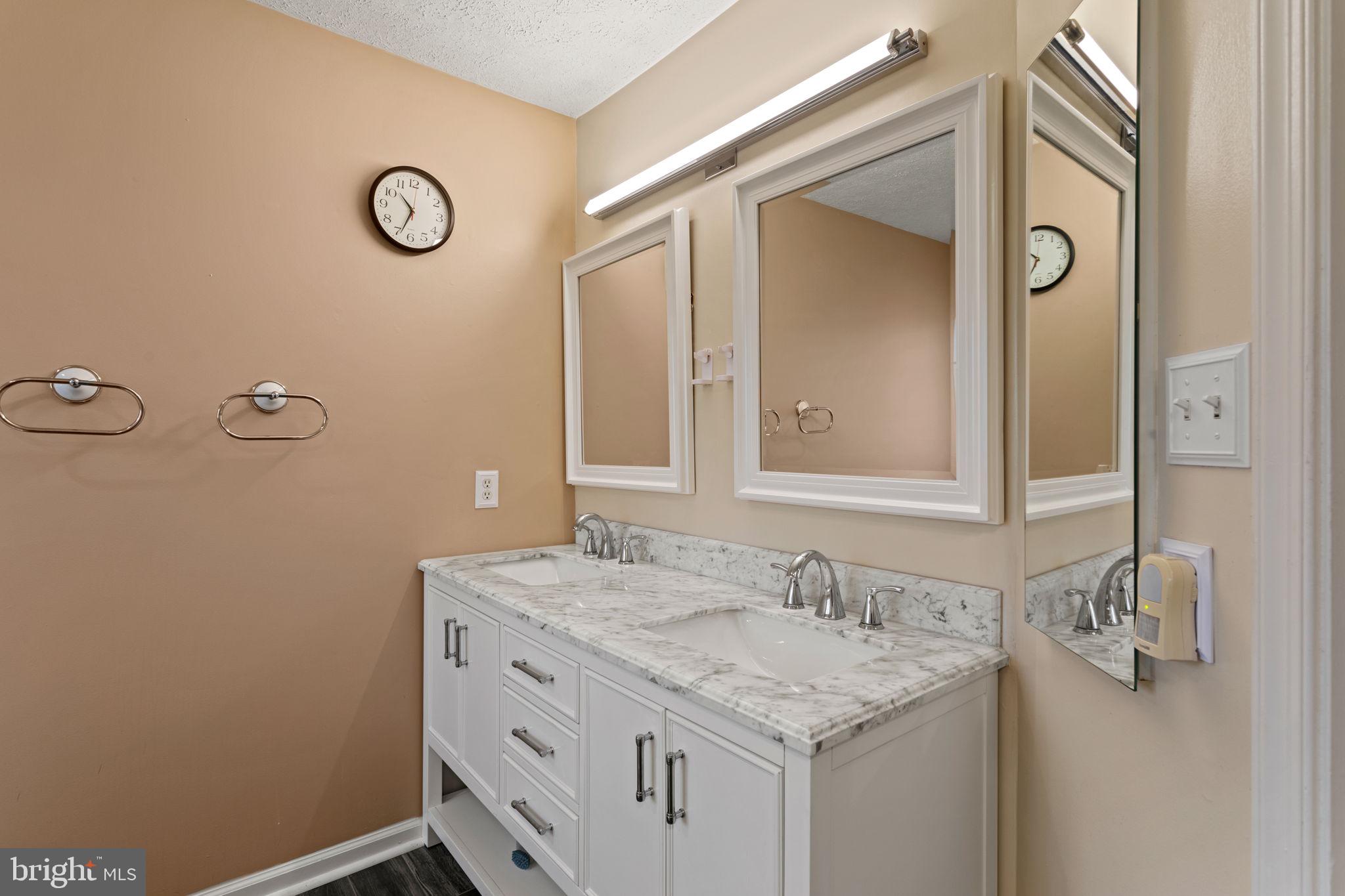 DEARBOUGHT - Residential