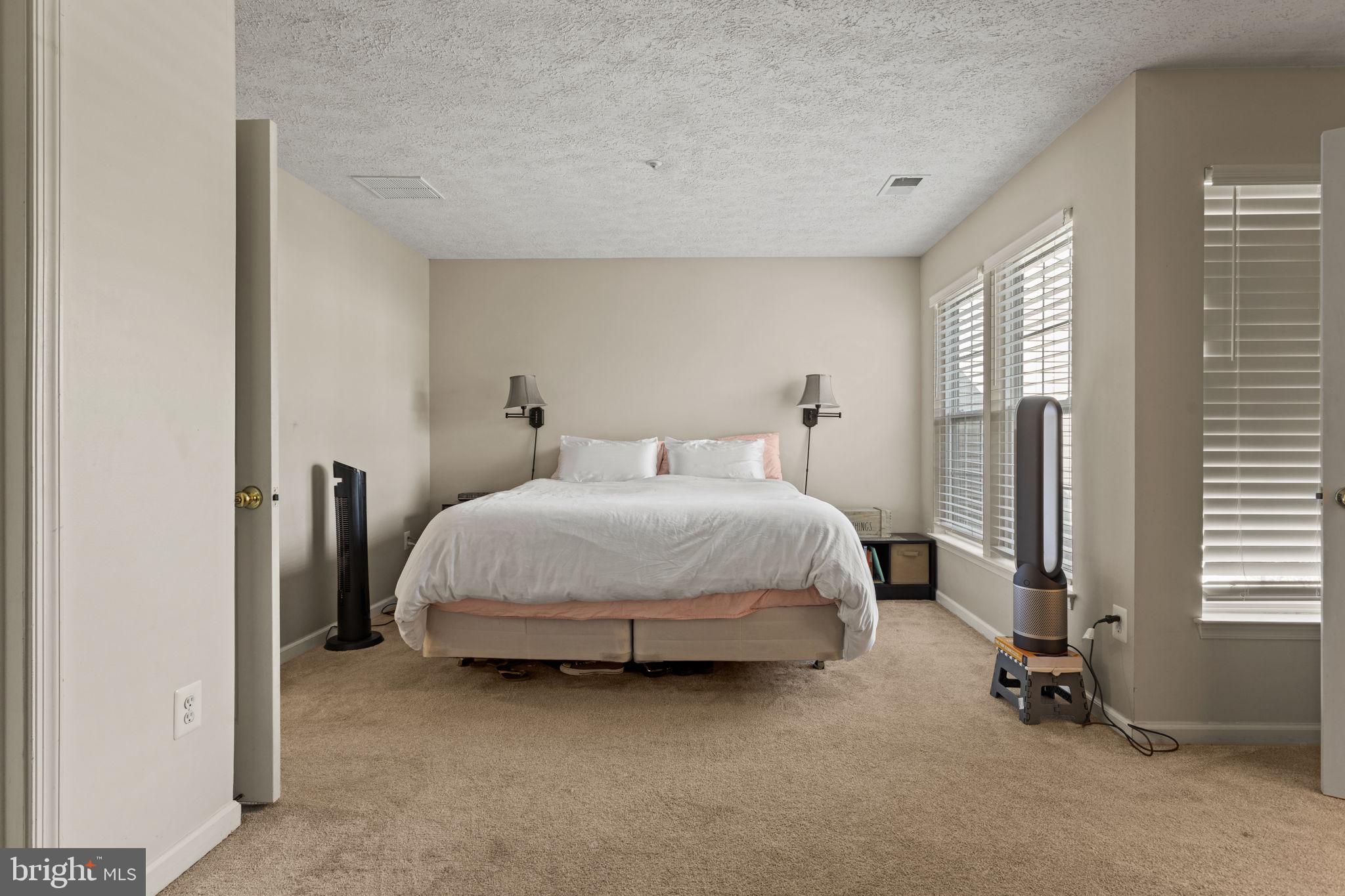 DEARBOUGHT - Residential