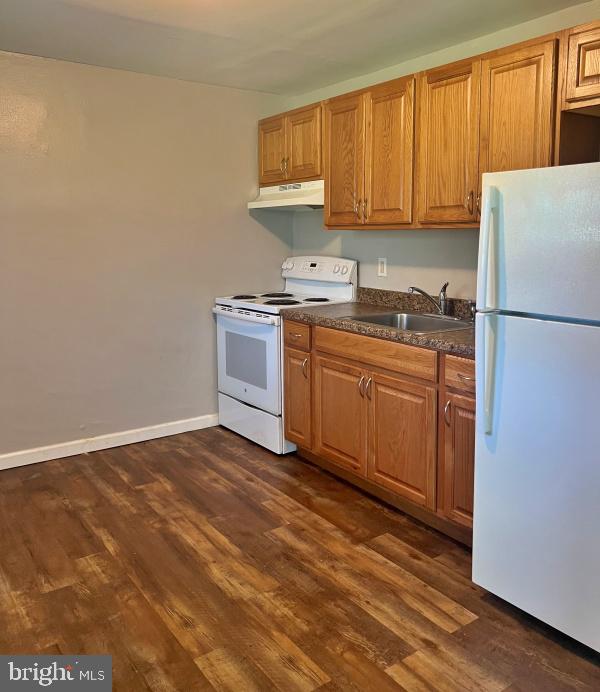 27 E MAIN STREET D