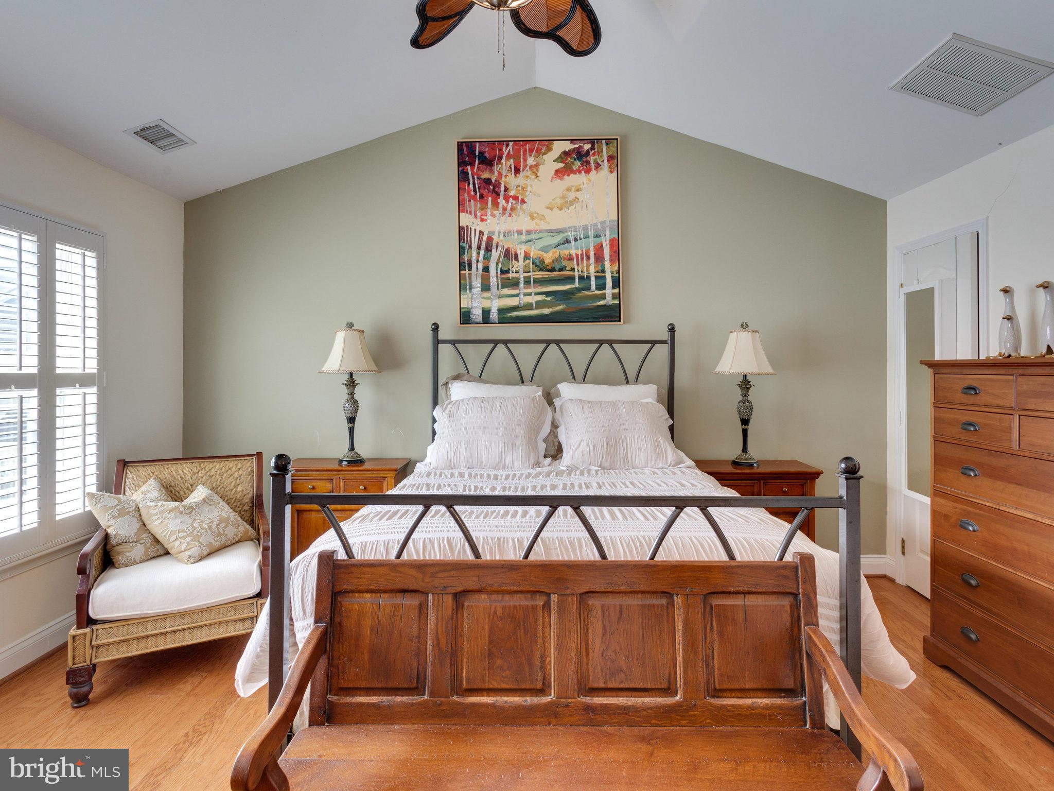 TOWNES AT CAMERON PARKE - Residential