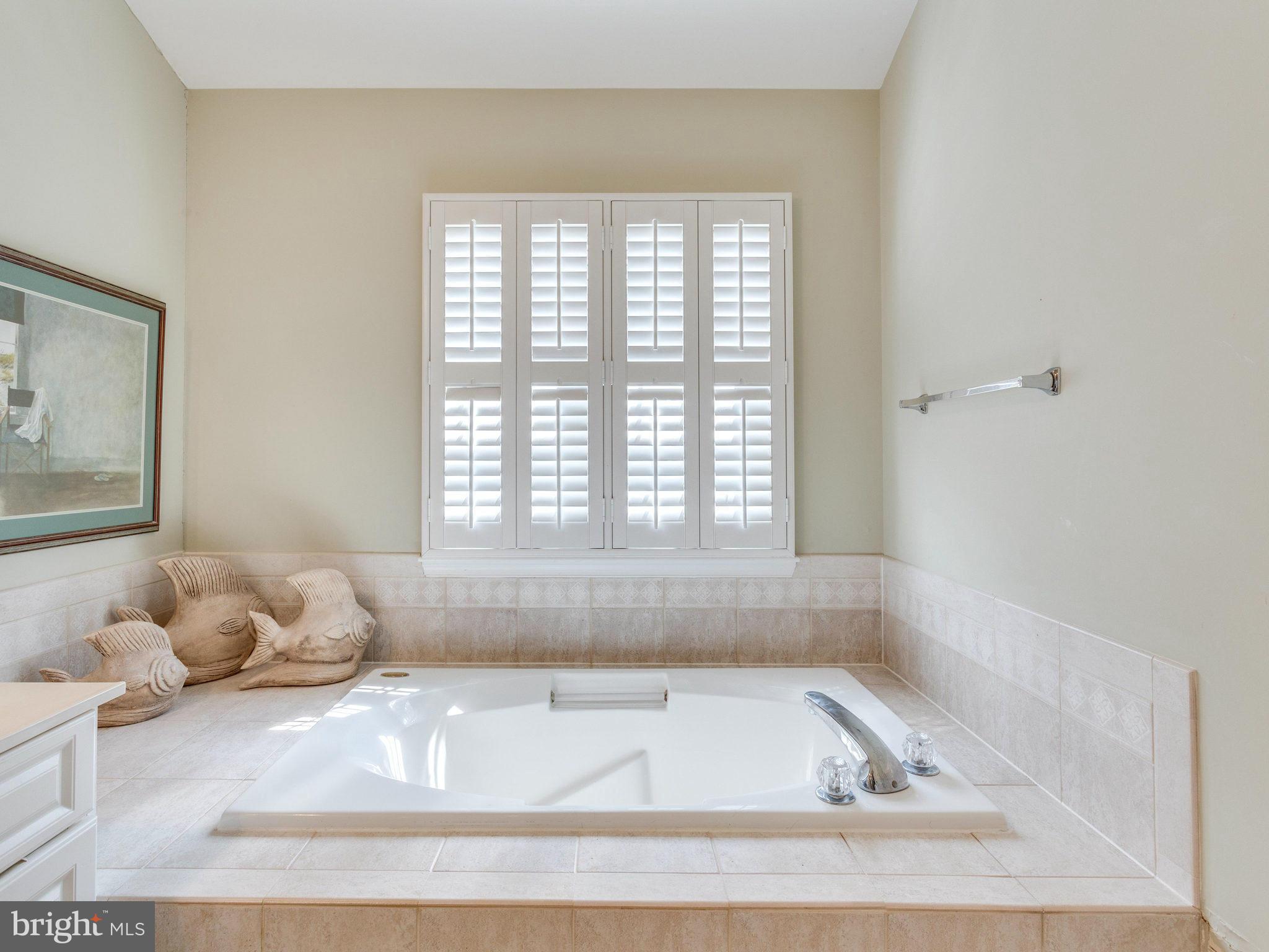 TOWNES AT CAMERON PARKE - Residential