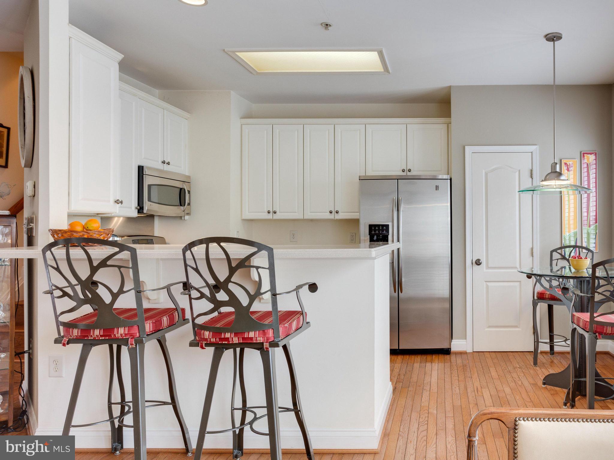 TOWNES AT CAMERON PARKE - Residential