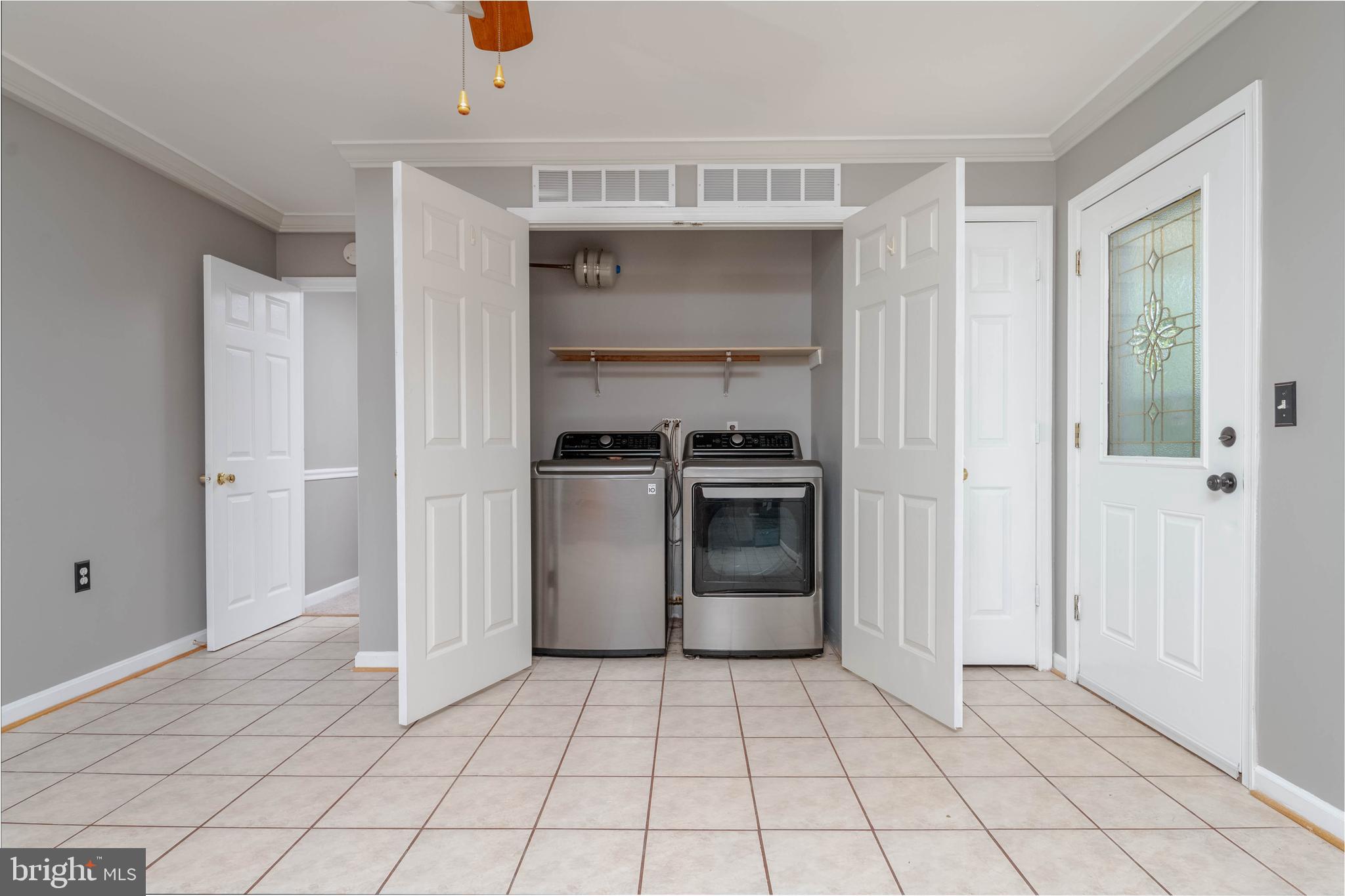 WATERSEDGE - Residential