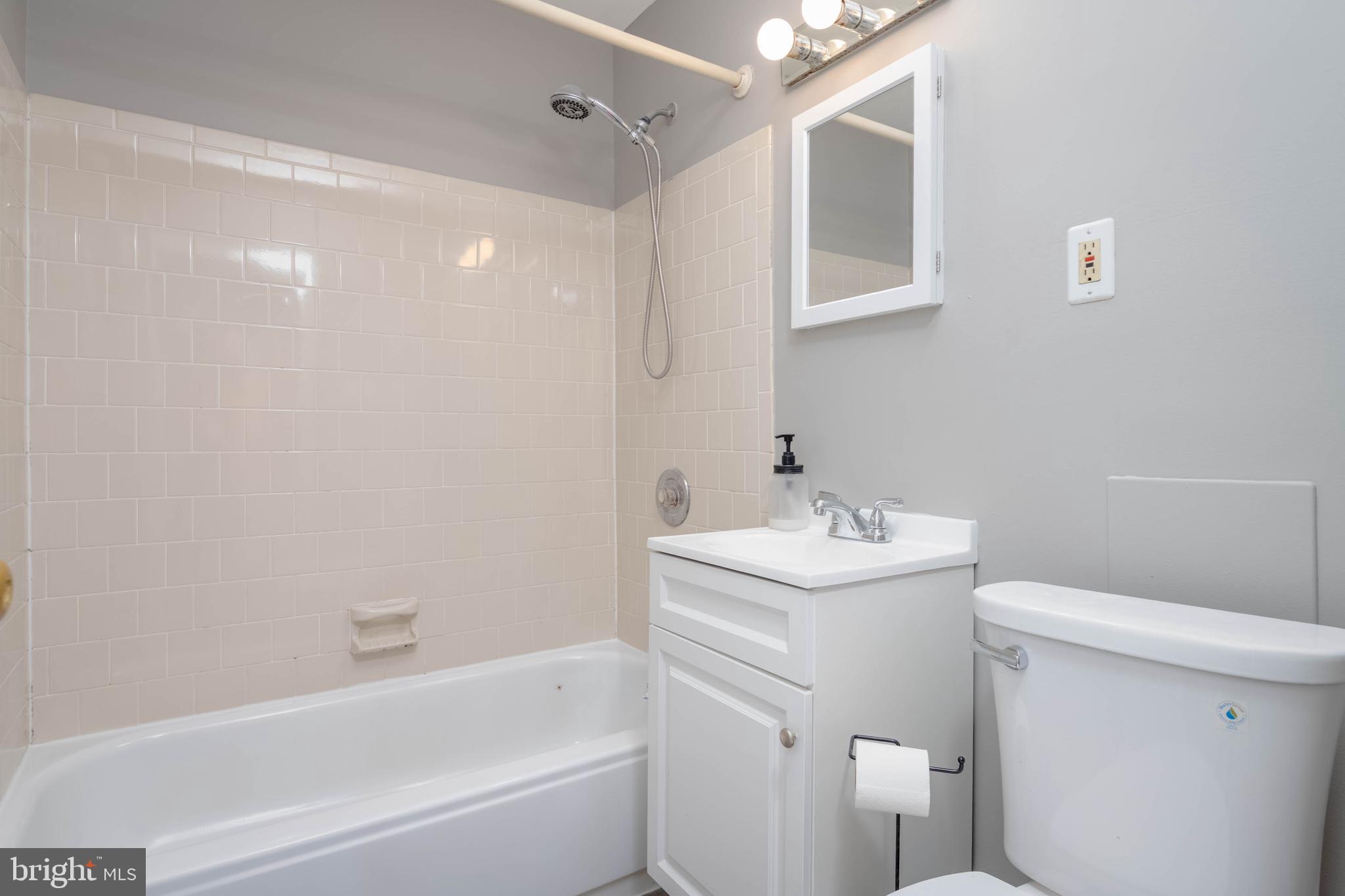 WATERSEDGE - Residential