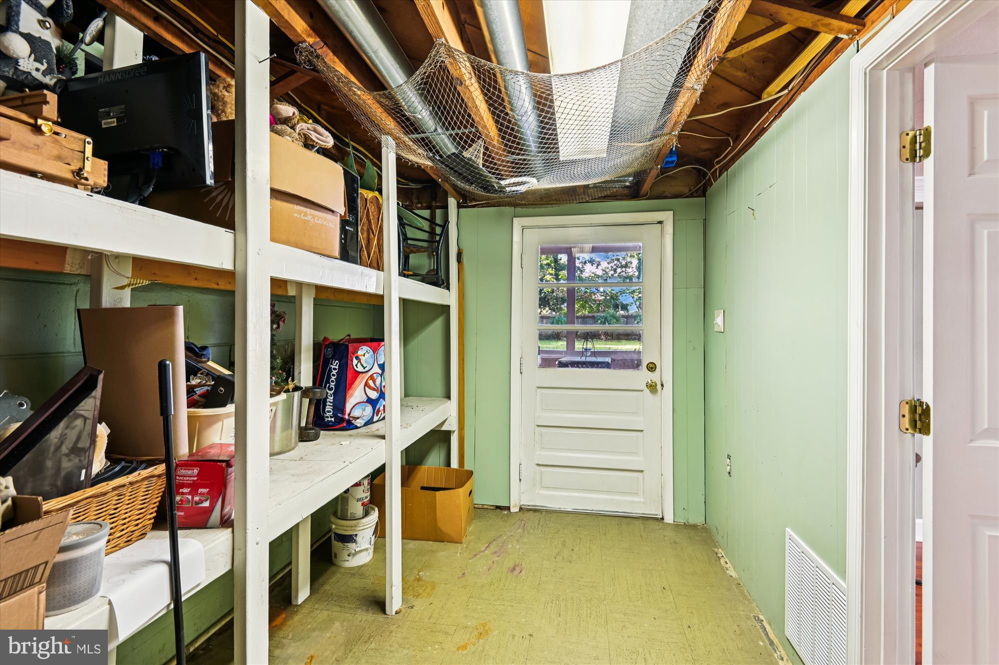 ANNAPOLIS ROADS - Residential