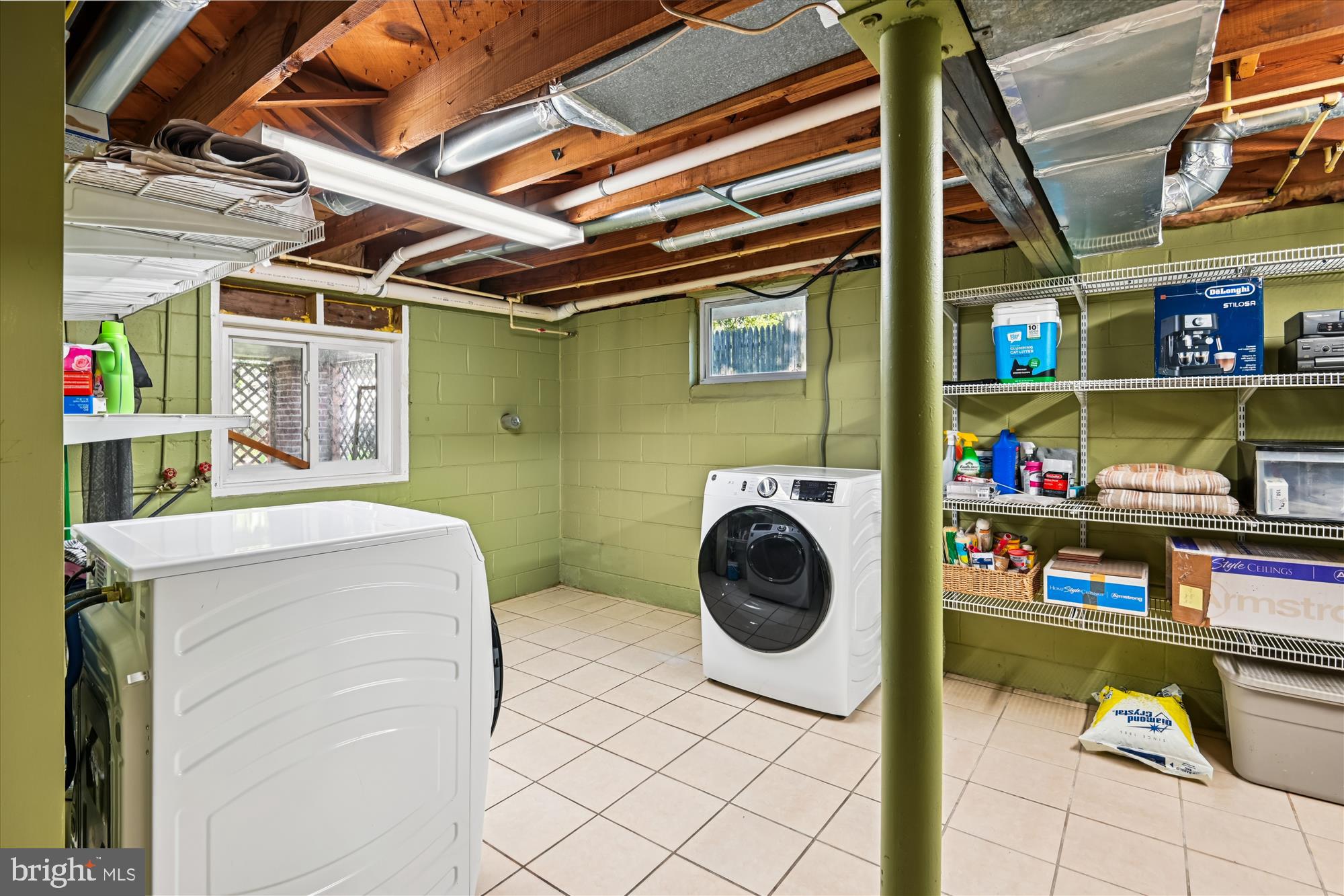 ANNAPOLIS ROADS - Residential