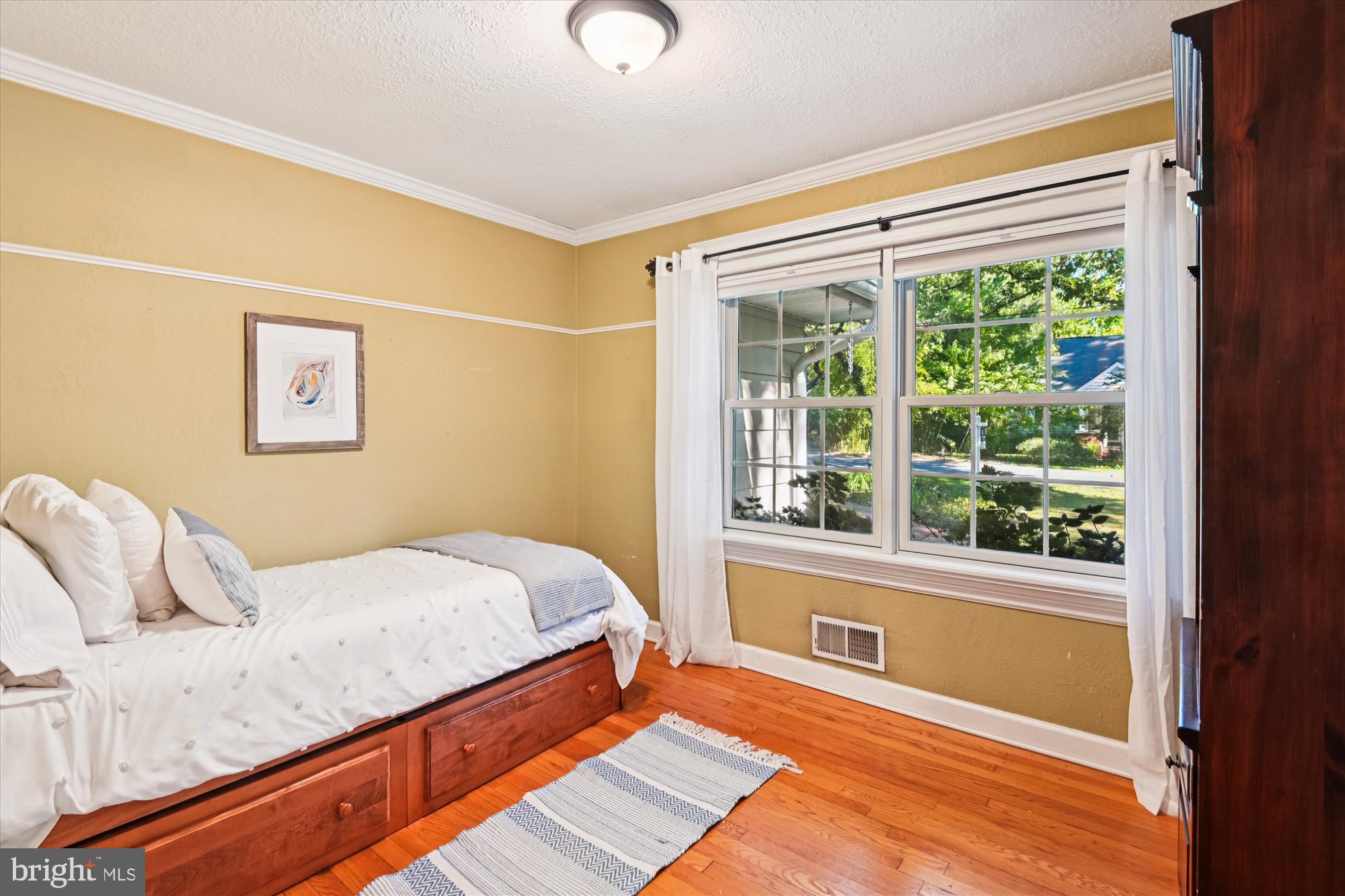 ANNAPOLIS ROADS - Residential