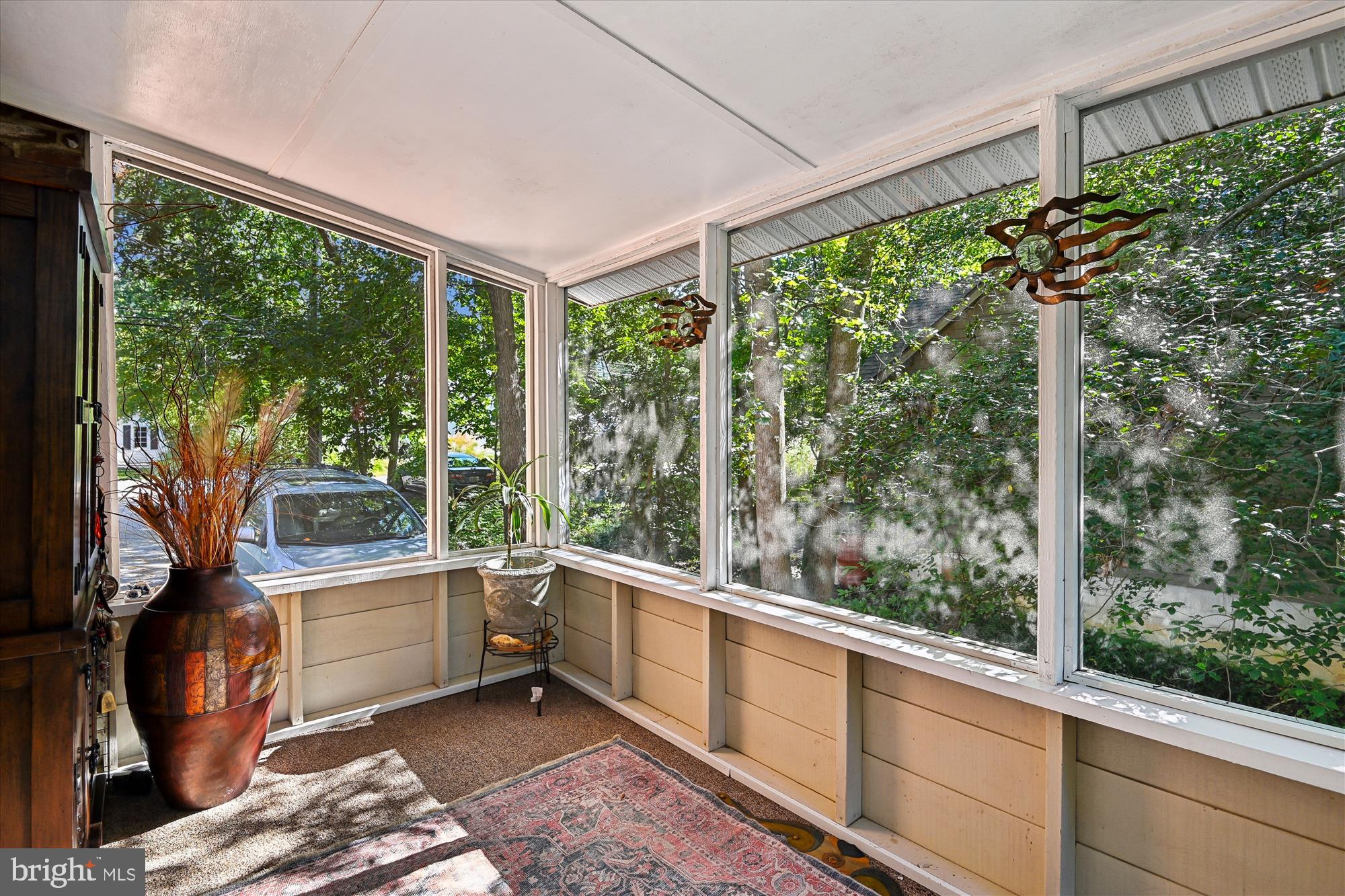 ANNAPOLIS ROADS - Residential