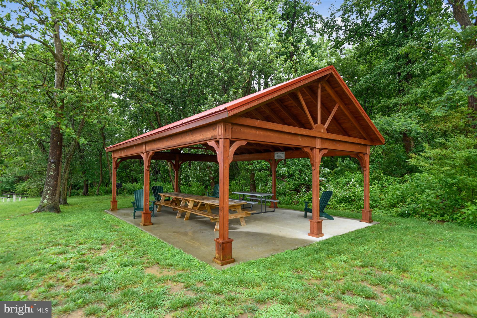 ANNAPOLIS ROADS - Residential