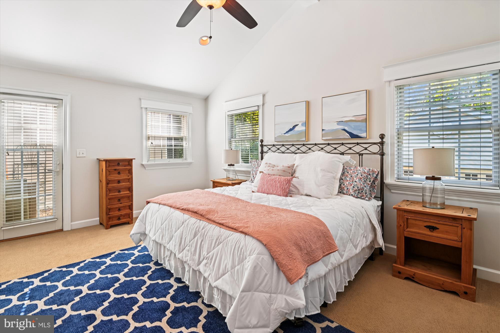 ANNAPOLIS ROADS - Residential