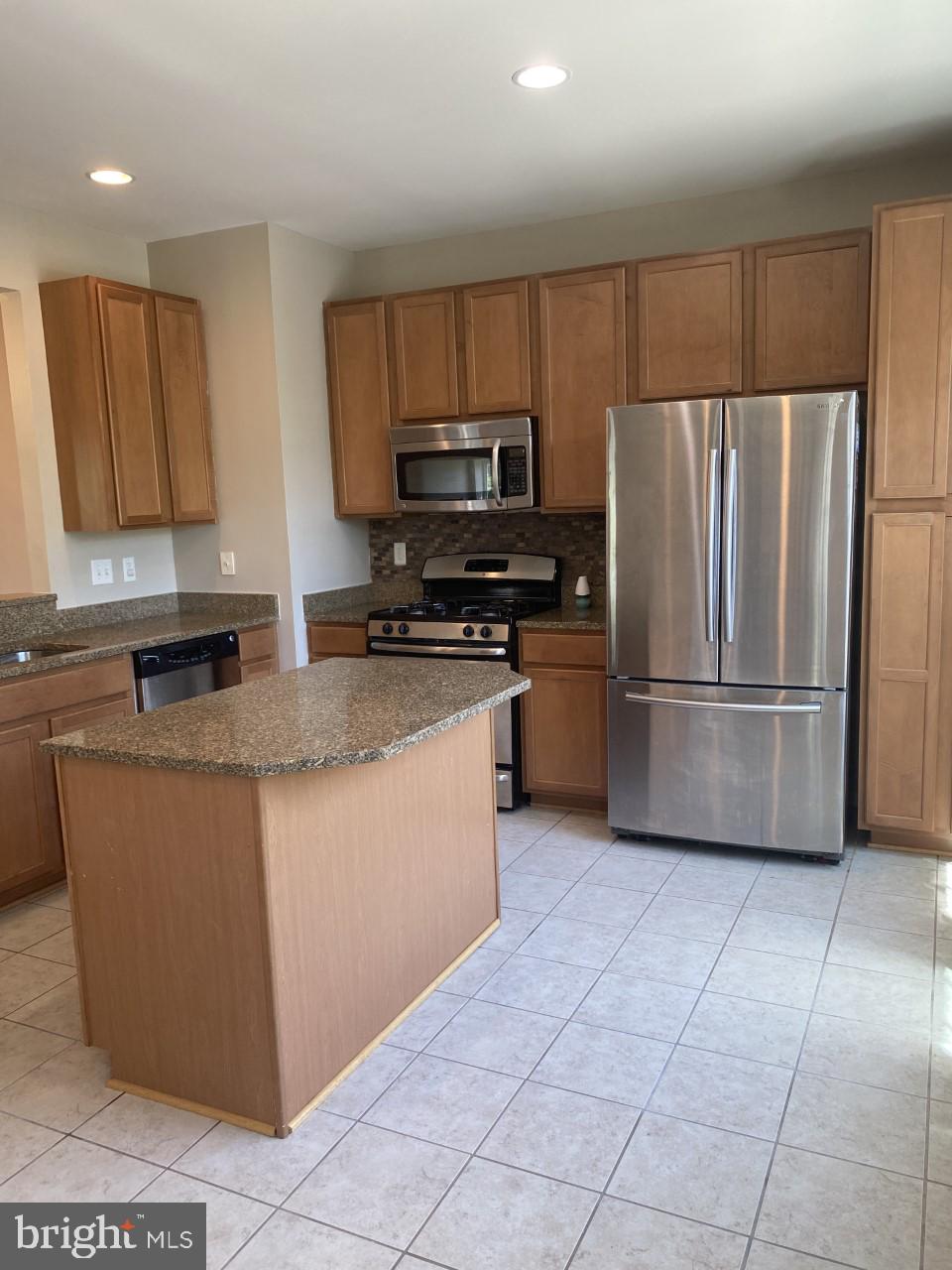 RED RUN VILLA - Residential