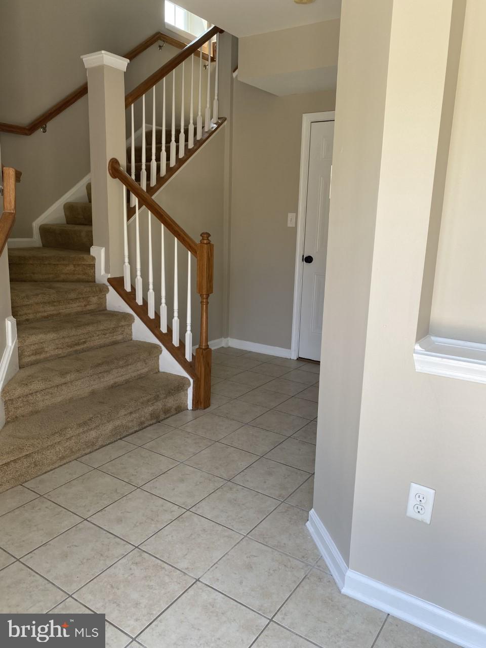 RED RUN VILLA - Residential