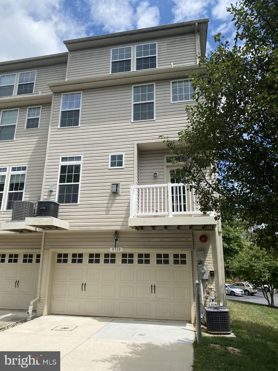 RED RUN VILLA - Residential