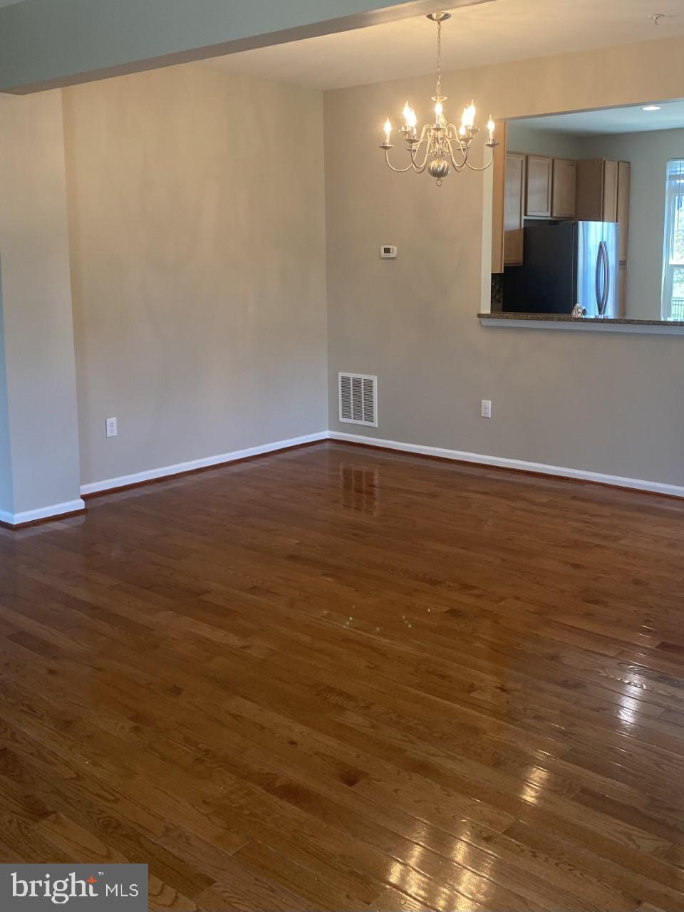 RED RUN VILLA - Residential