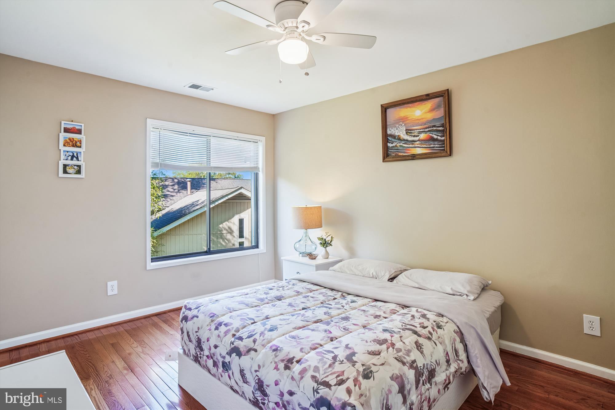 THE POINTS - Residential