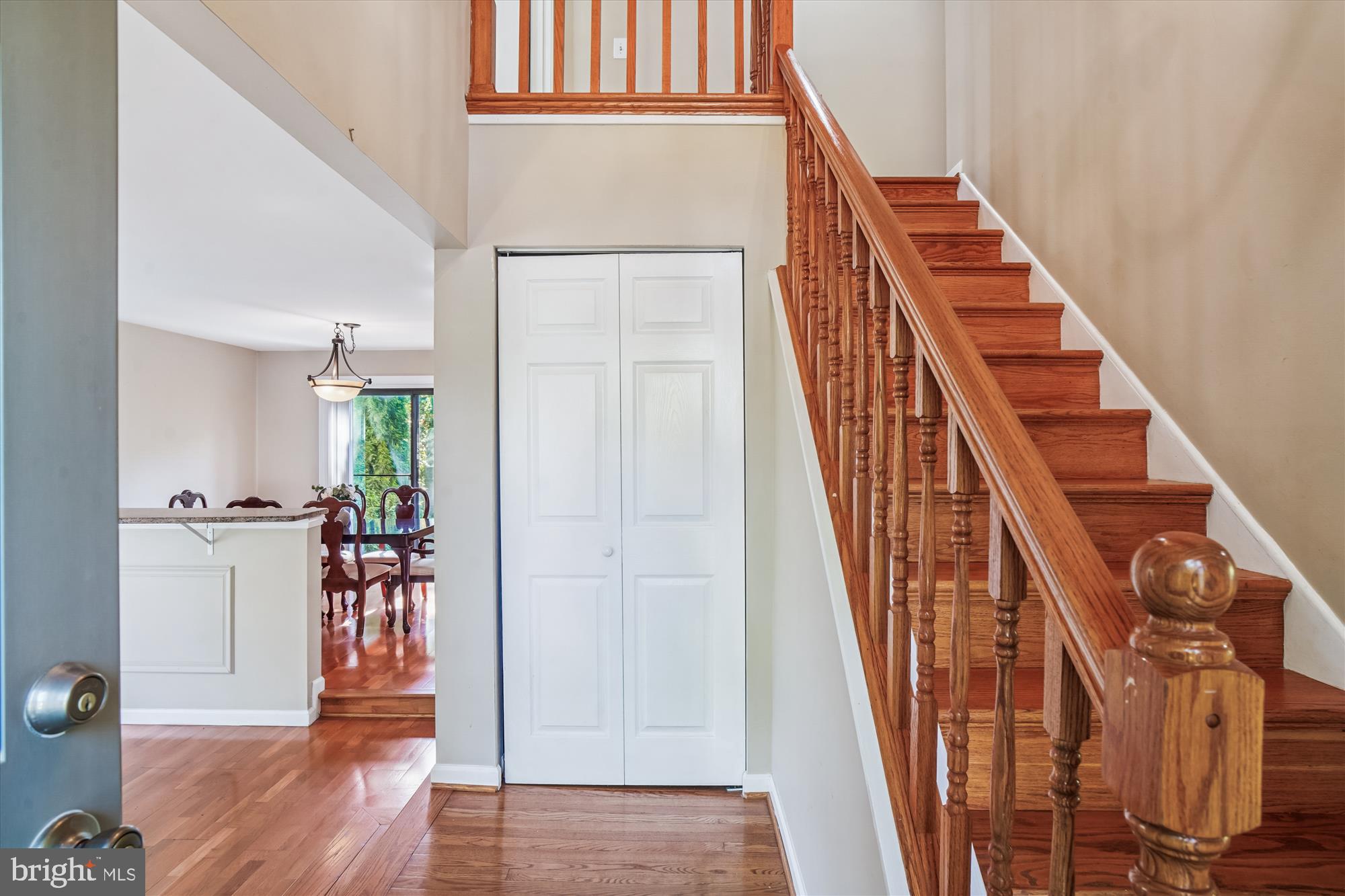 THE POINTS - Residential