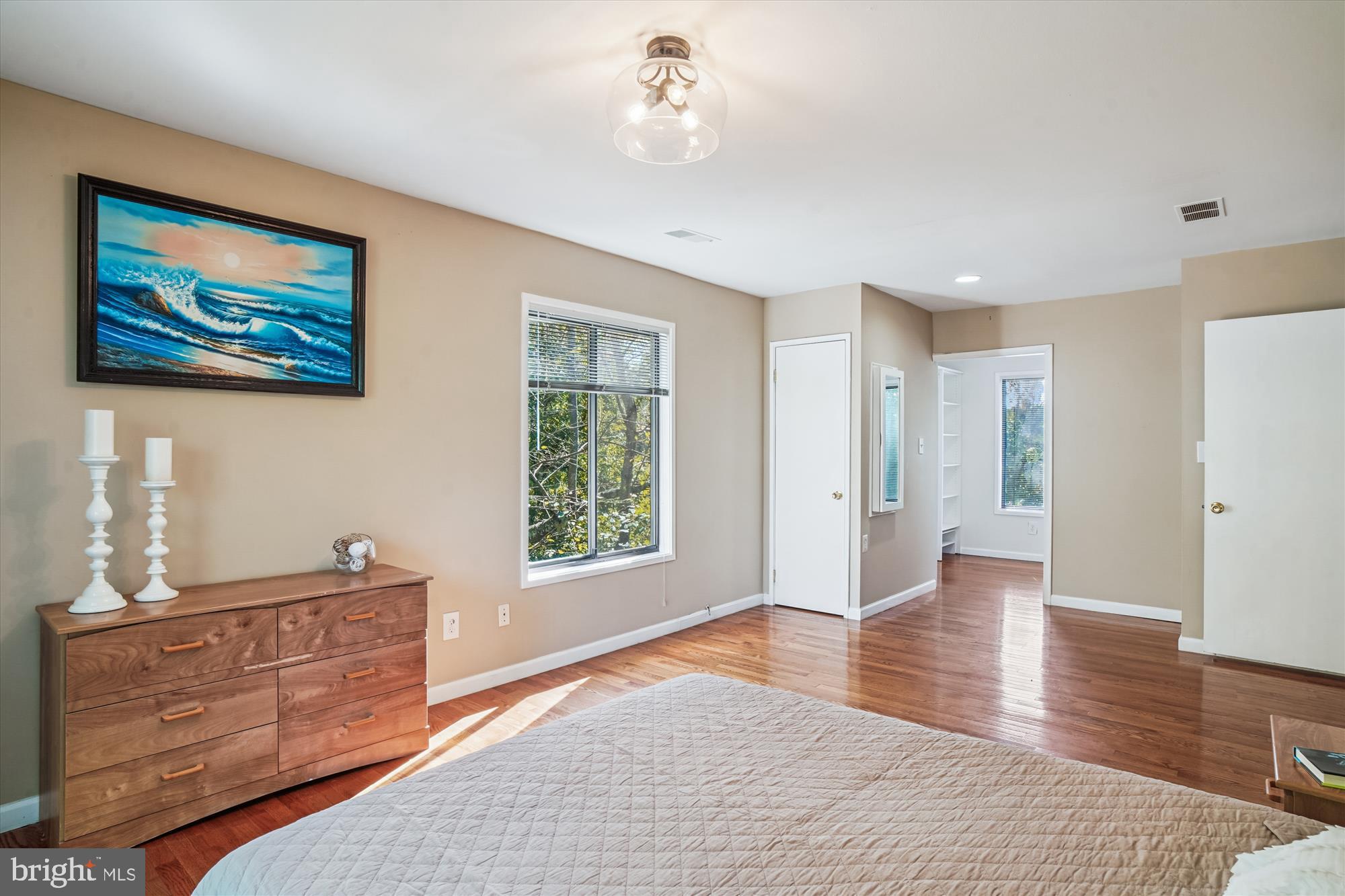 THE POINTS - Residential