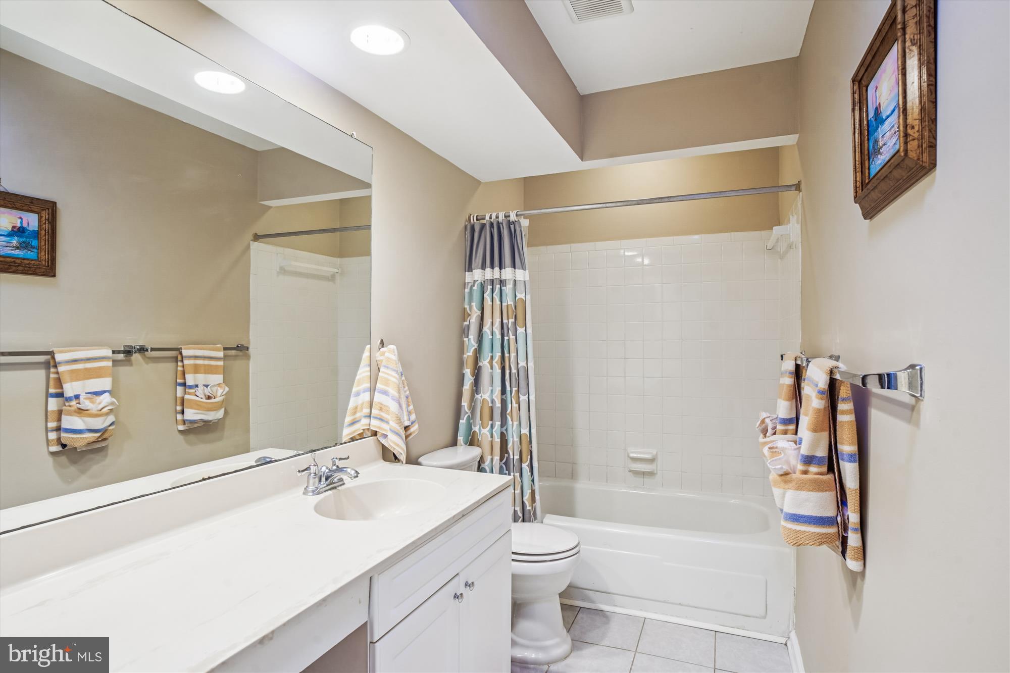 THE POINTS - Residential