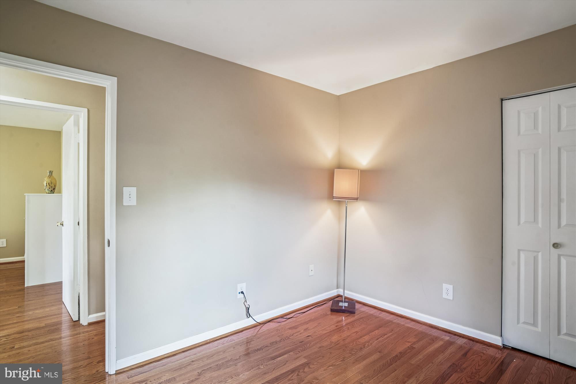 THE POINTS - Residential