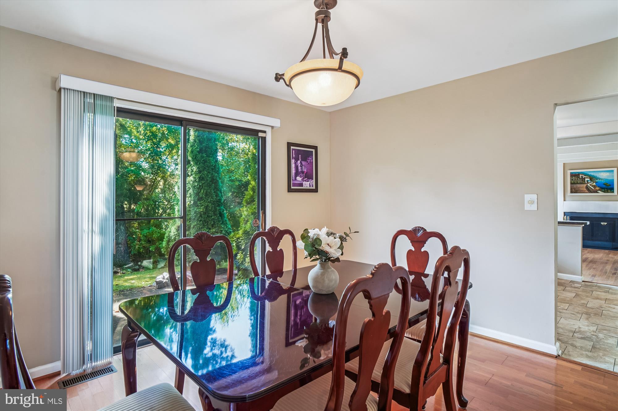 THE POINTS - Residential