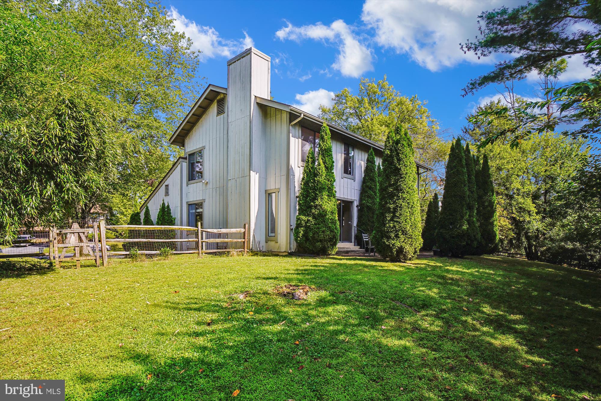 THE POINTS - Residential