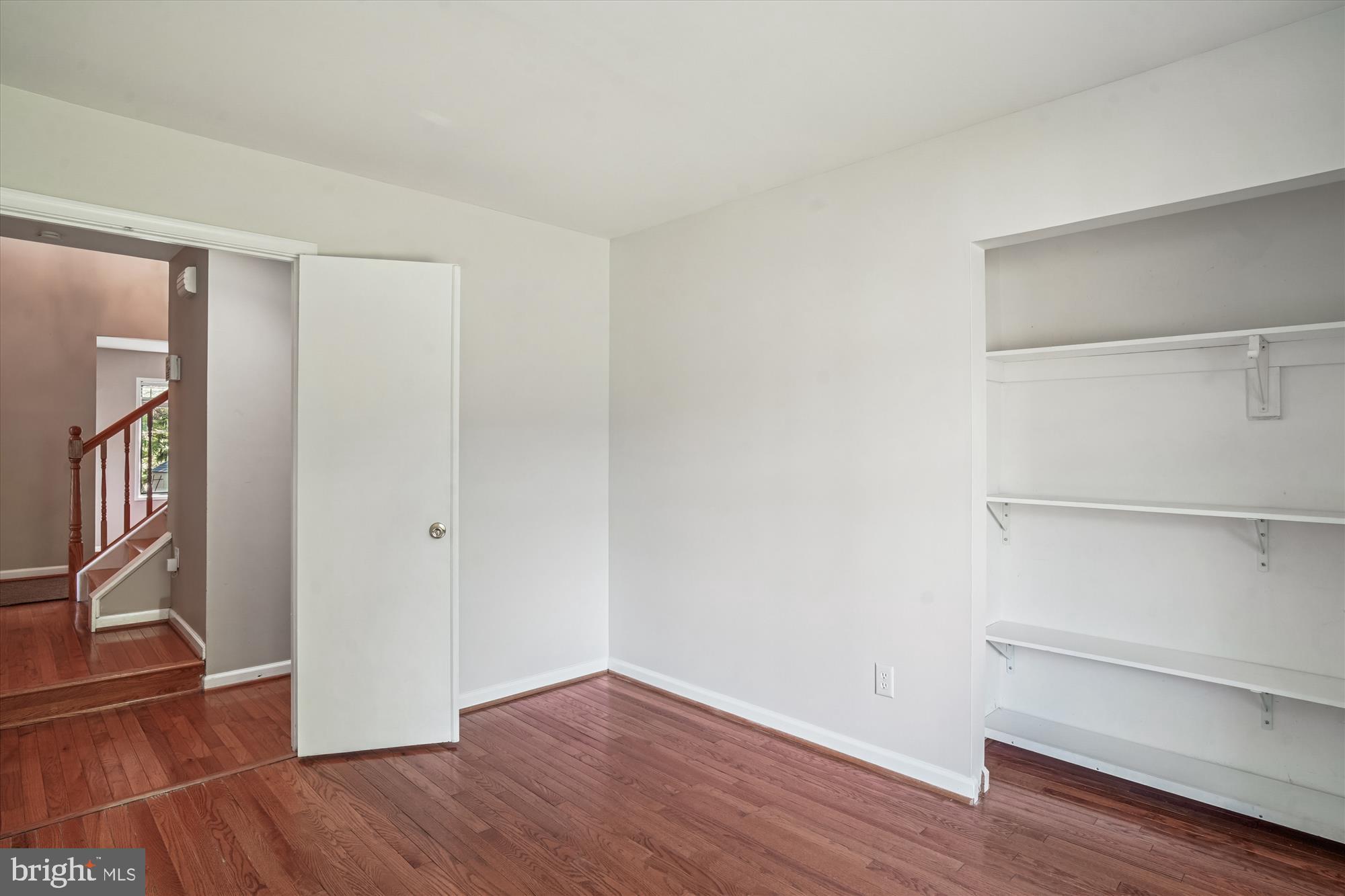 THE POINTS - Residential