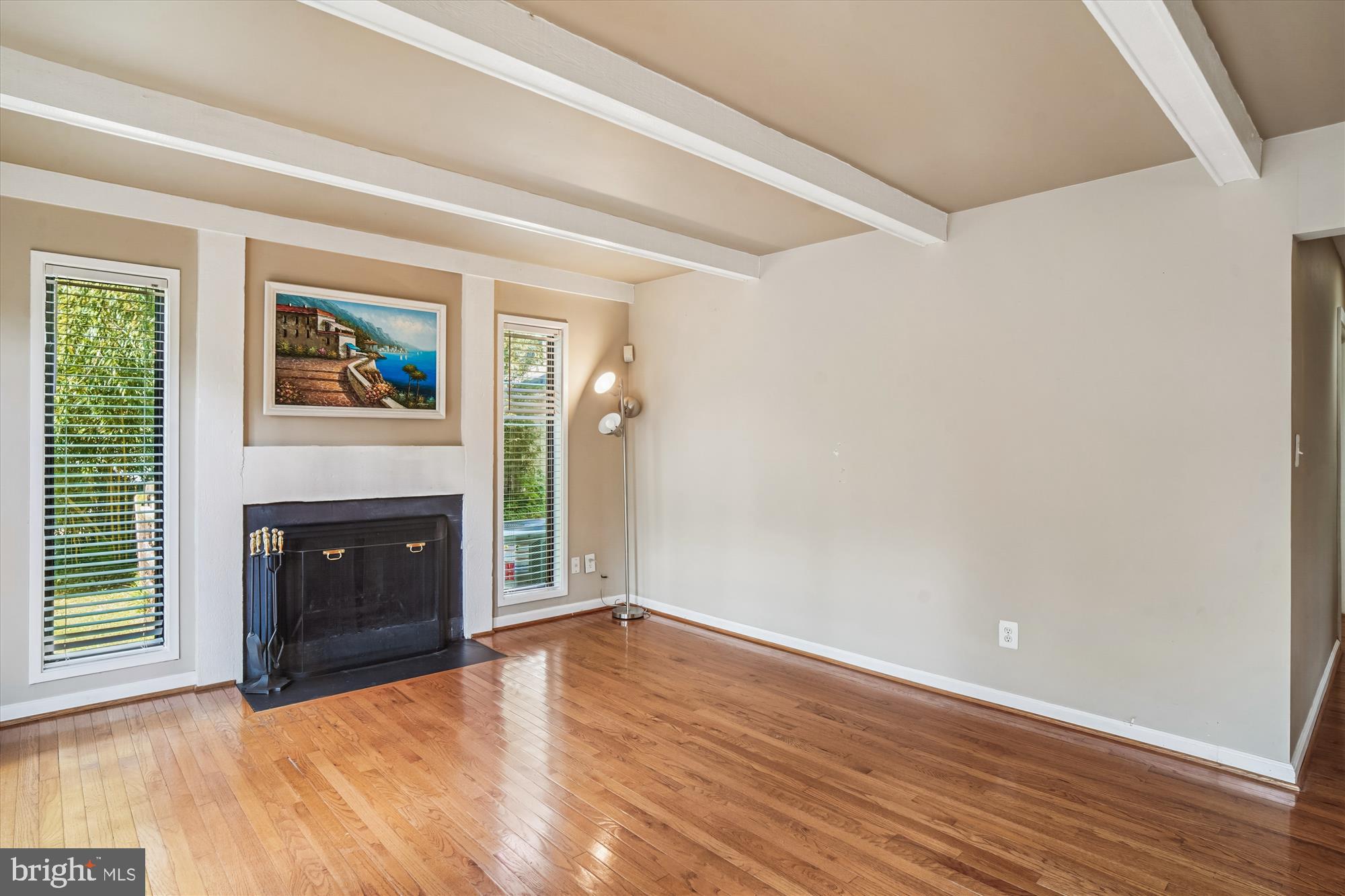 THE POINTS - Residential