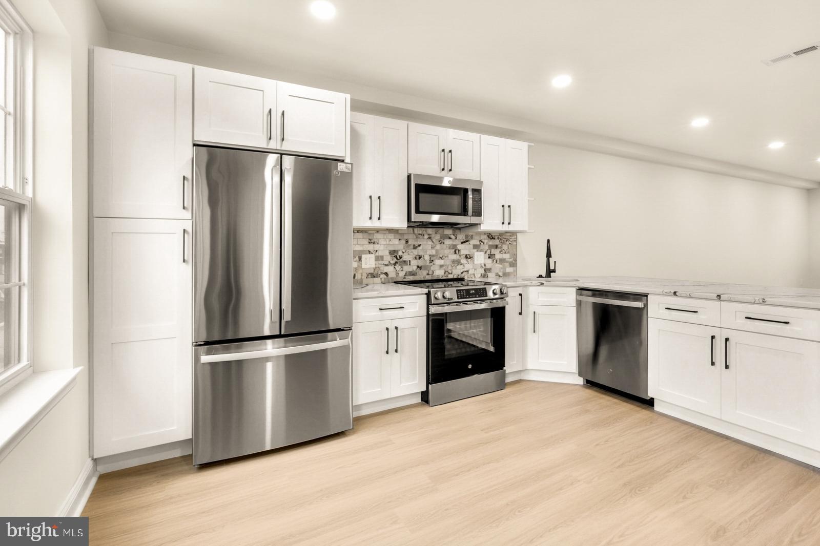 WYNNEFIELD HEIGHTS - Residential Lease