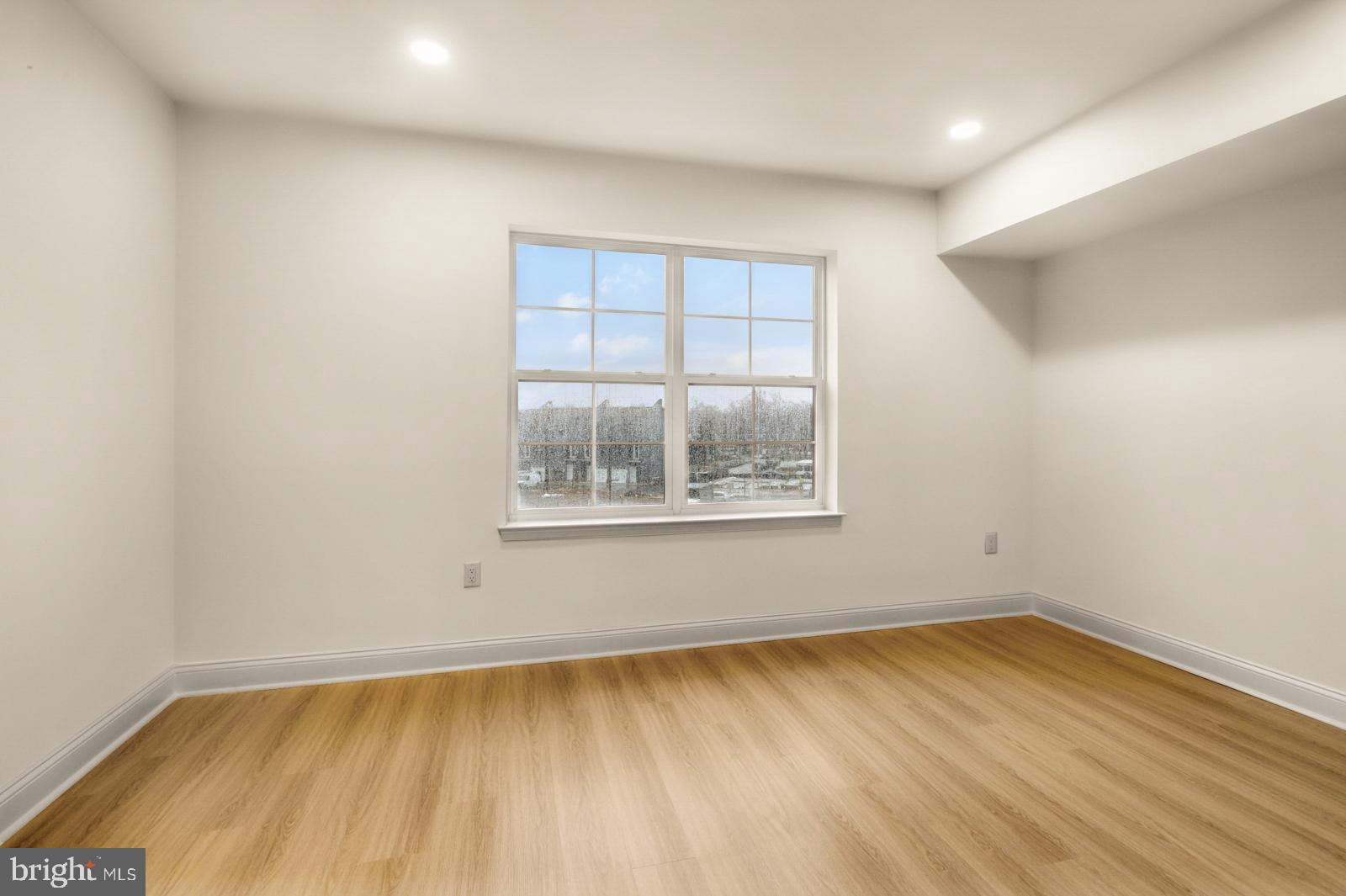 WYNNEFIELD HEIGHTS - Residential Lease