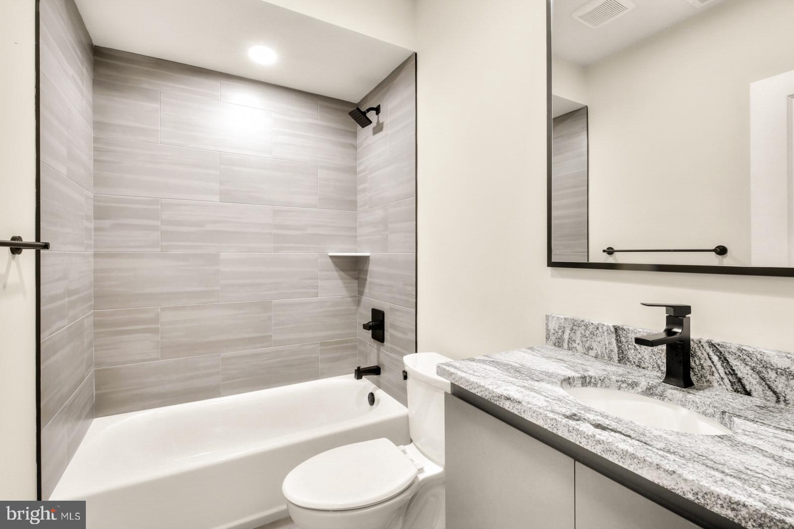 WYNNEFIELD HEIGHTS - Residential Lease