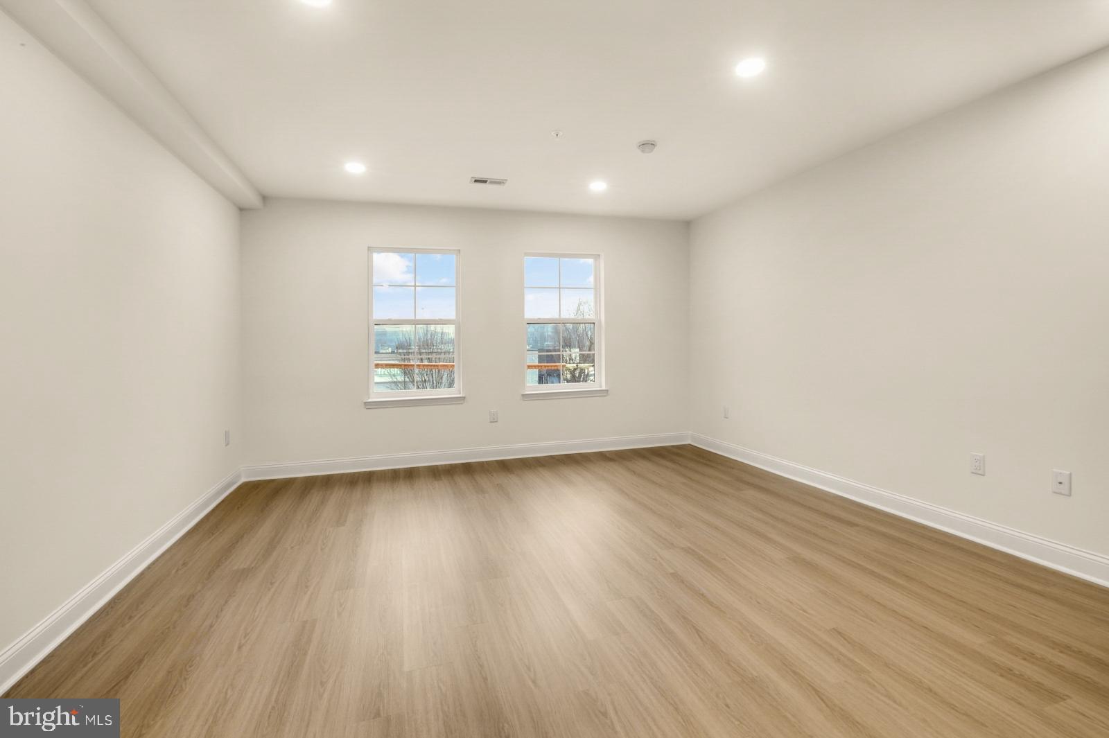 WYNNEFIELD HEIGHTS - Residential Lease