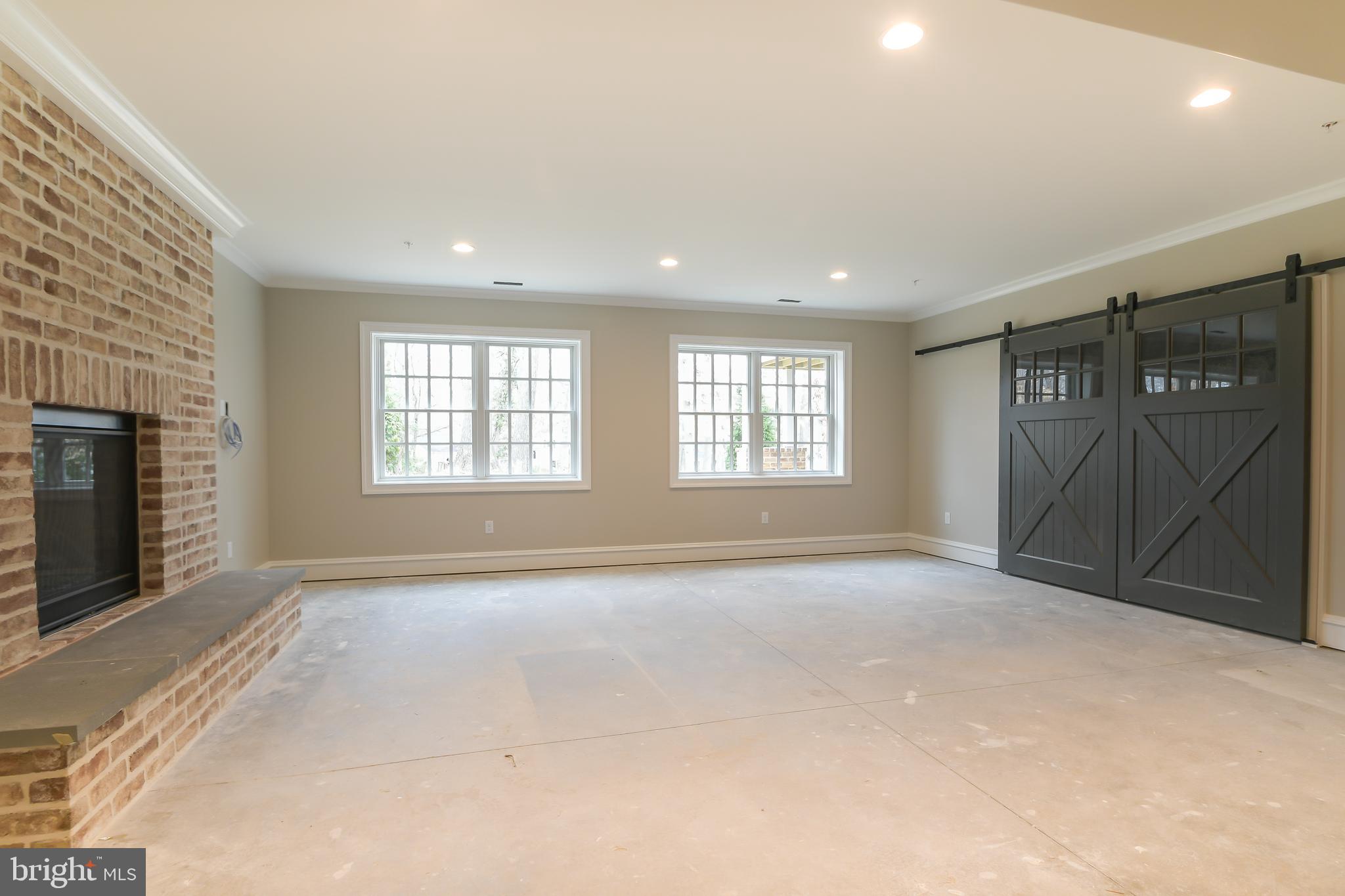 HAMPTON PARK - Residential