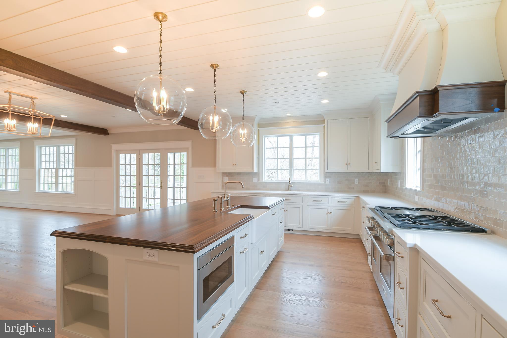 HAMPTON PARK - Residential