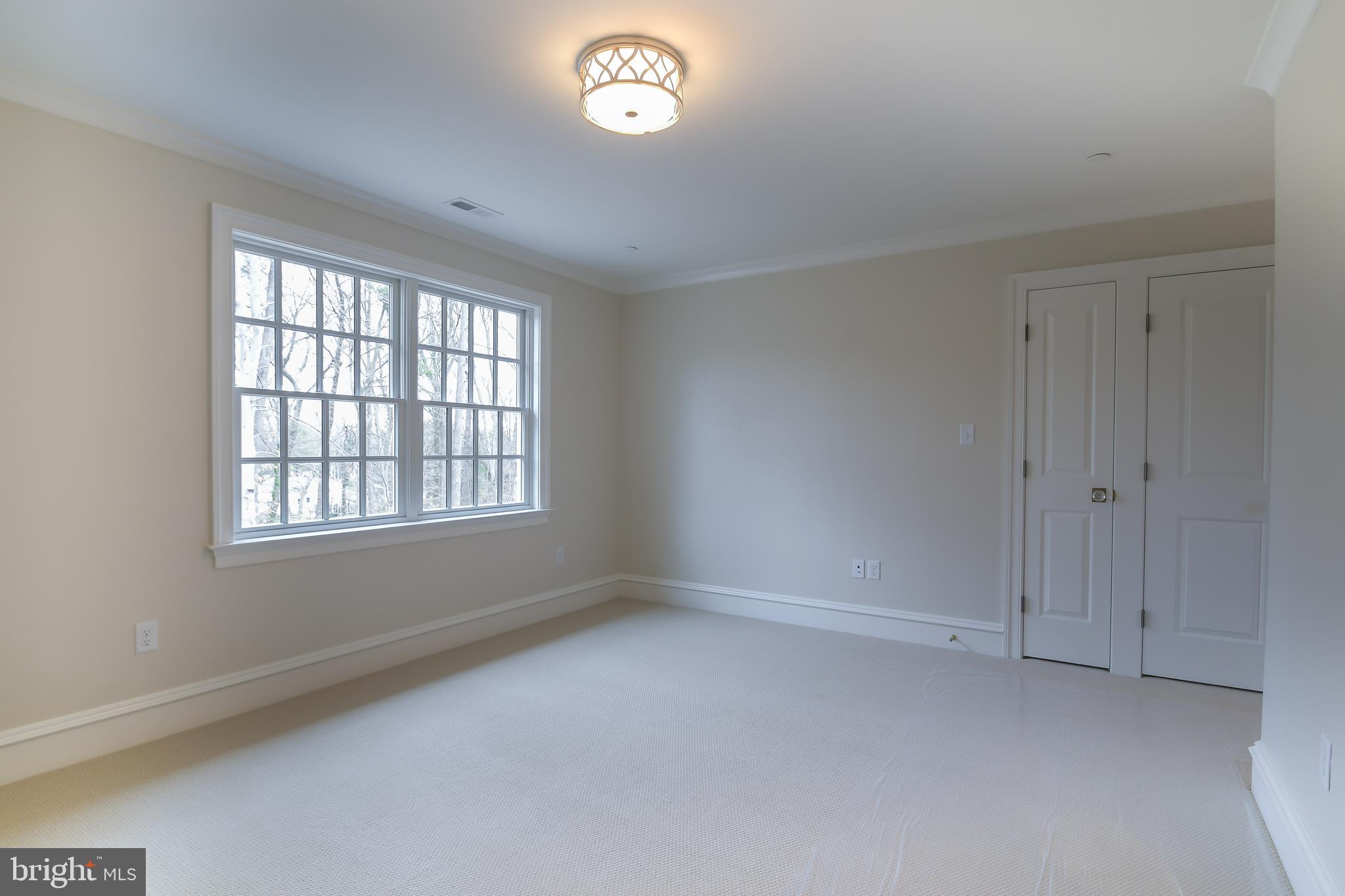 HAMPTON PARK - Residential