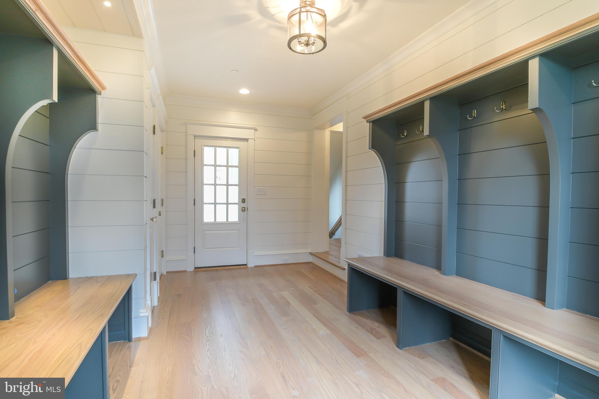 HAMPTON PARK - Residential