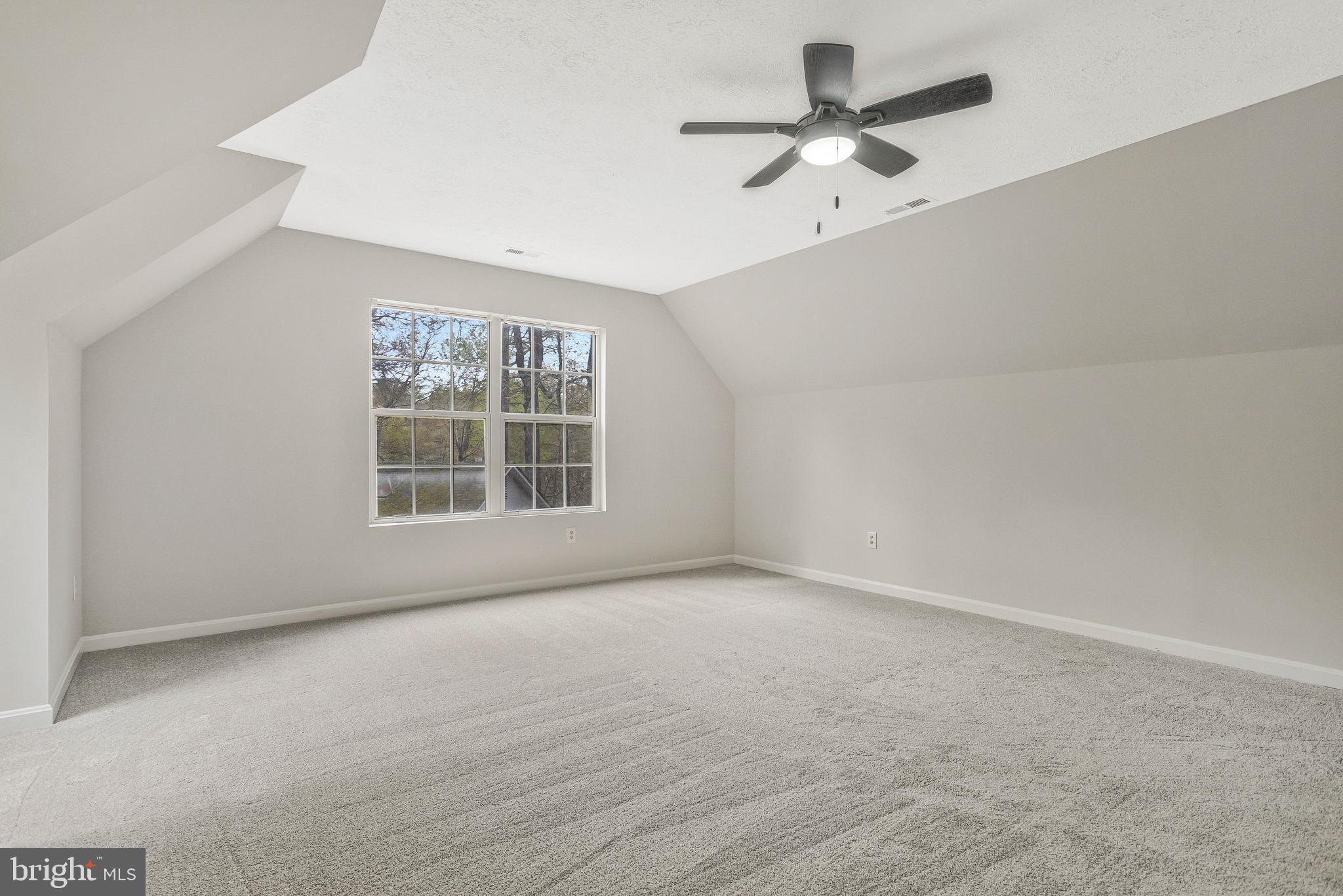 DRUM POINT - Residential