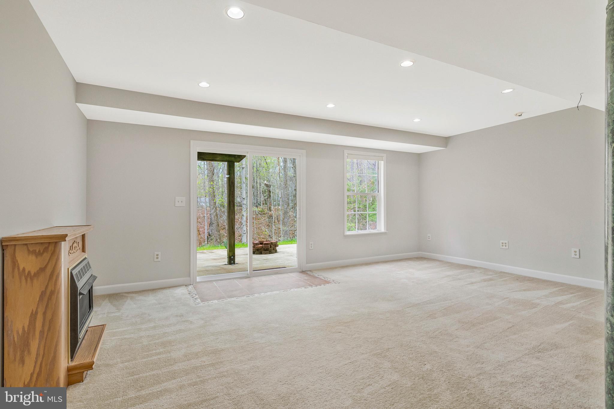 DRUM POINT - Residential