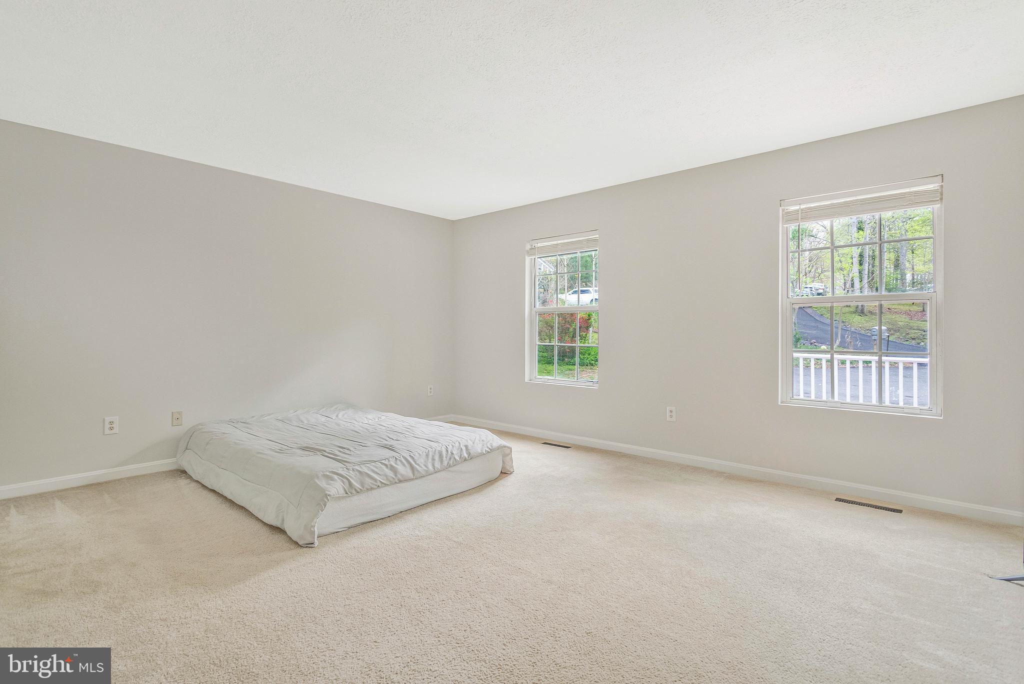 DRUM POINT - Residential