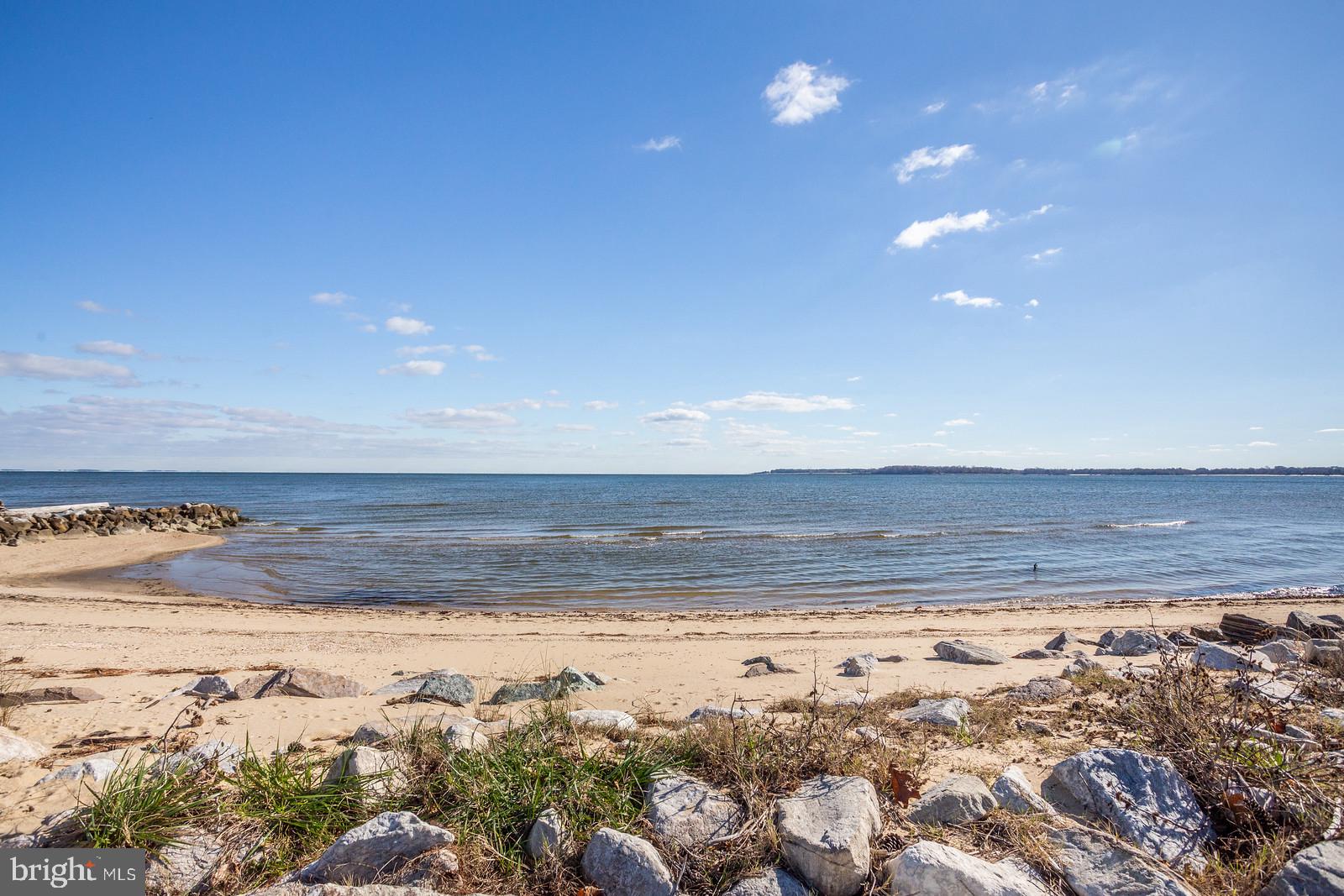 DRUM POINT - Residential